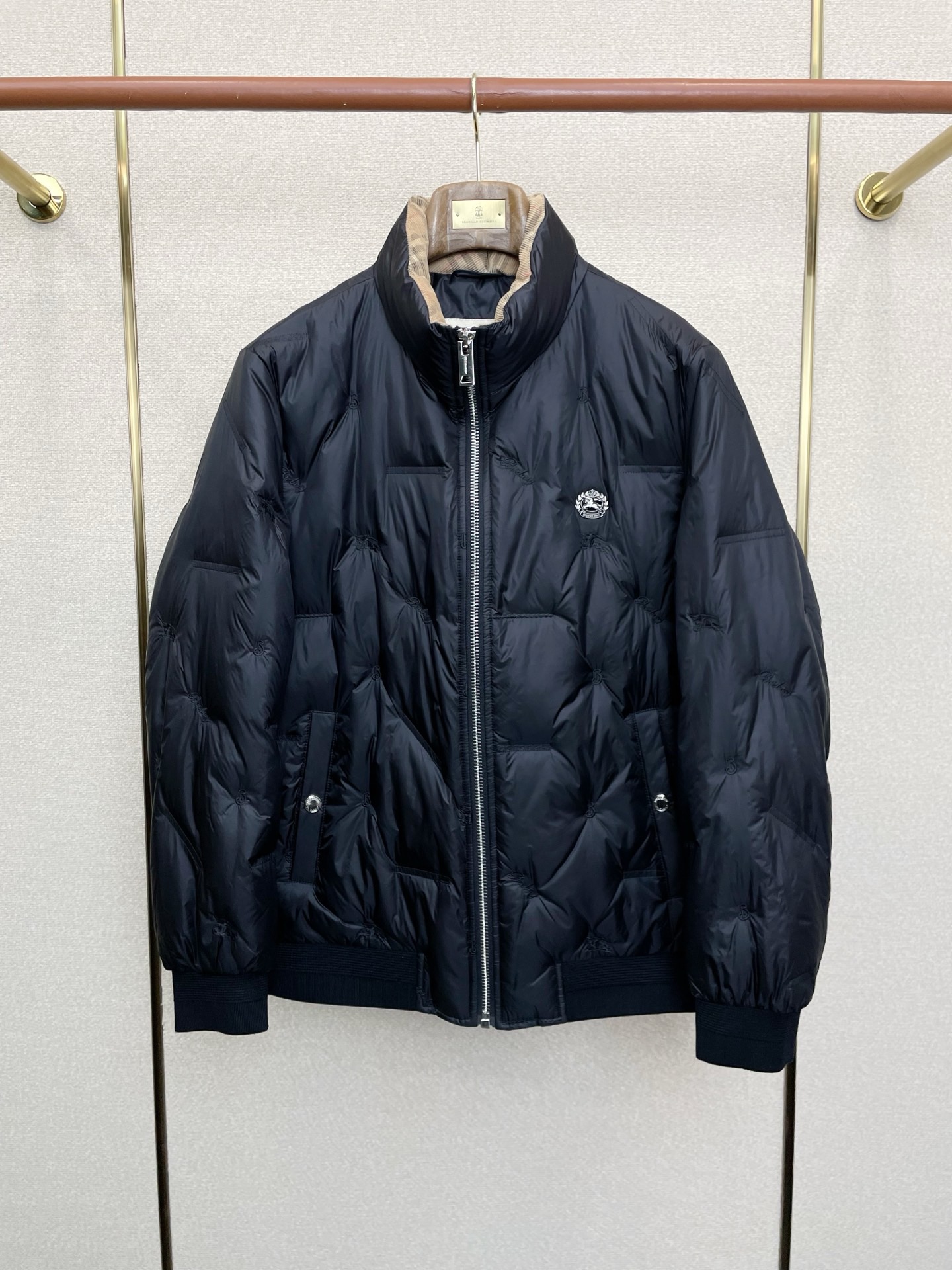 BURBERRY 버버리 FW2023 클래식 다운 재킷 1