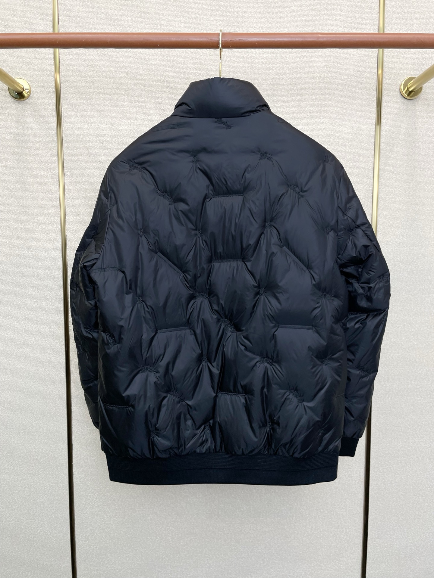 BURBERRY 버버리 FW2023 클래식 다운 재킷 2