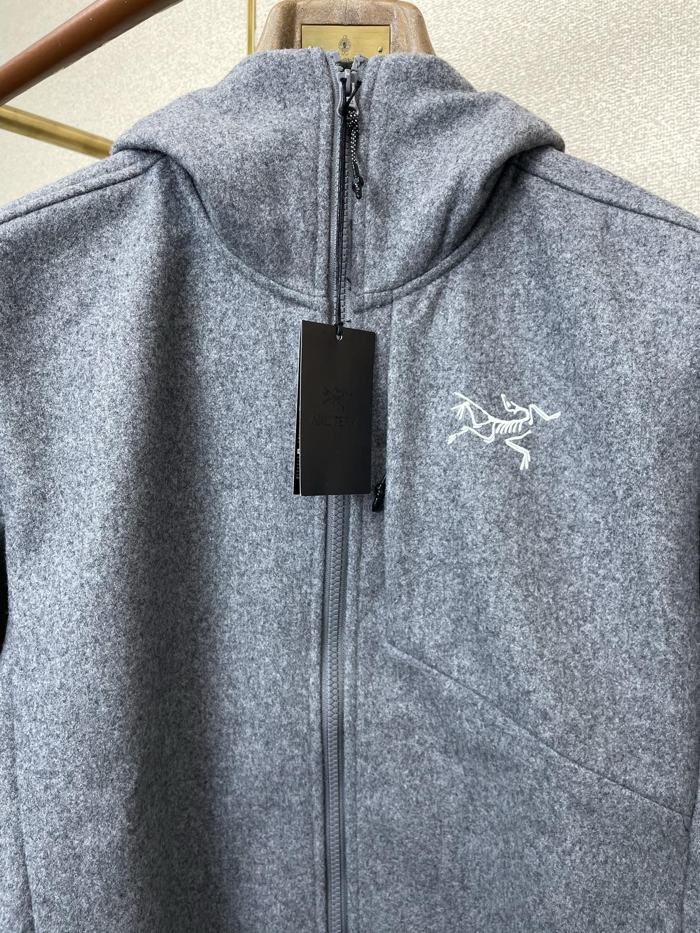 ARC'TERYX 아크테릭스 FW2024 양모 혼방 후드 재킷 6