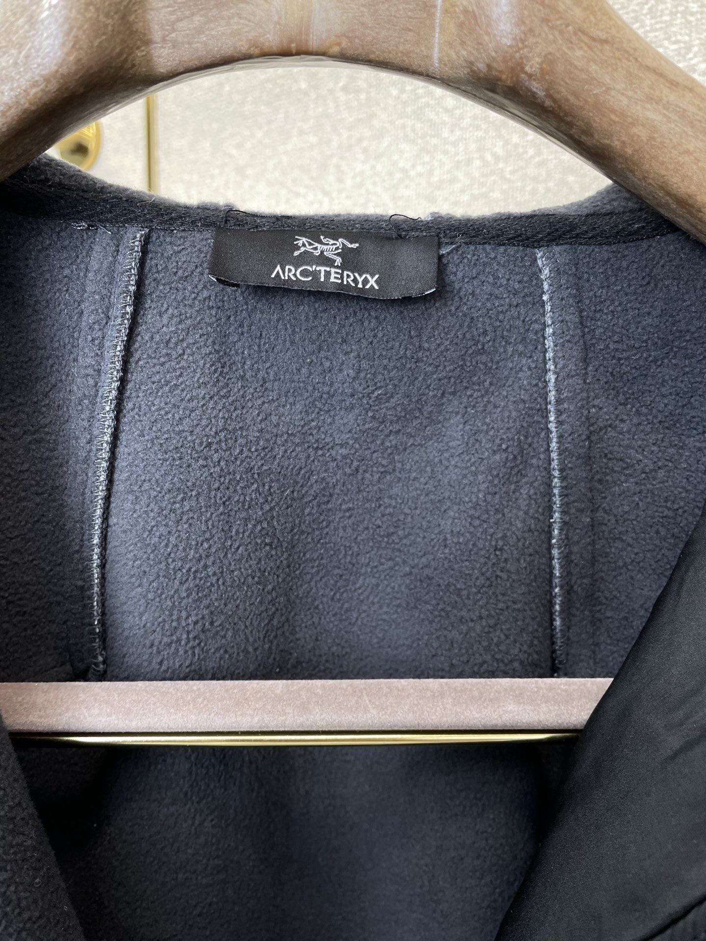 ARC'TERYX 아크테릭스 FW2024 양모 혼방 후드 재킷 10