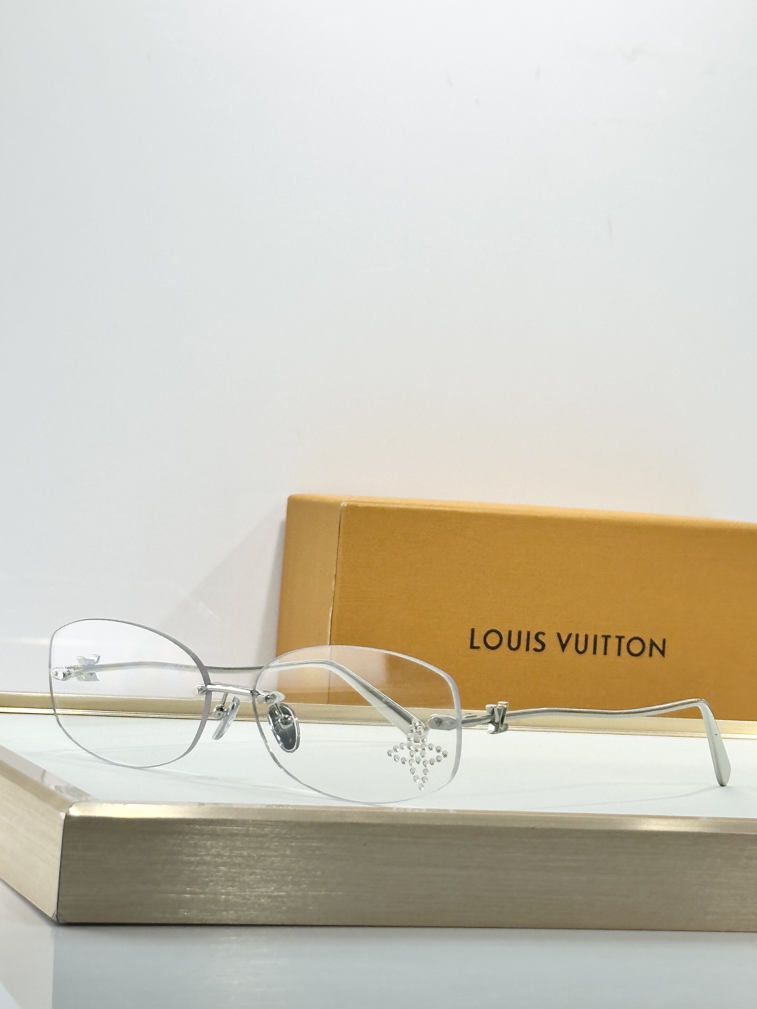 LOUIS VUITTON 루이 비통 림리스 메탈 선글라스 16