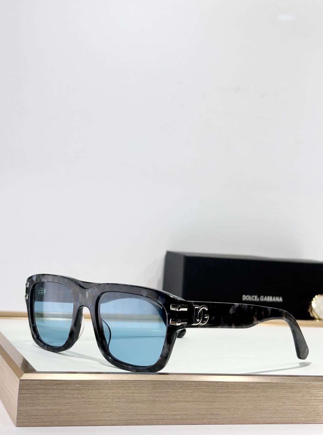 DOLCE & GABBANA 돌체앤가바나 스퀘어 아세테이트 선글라스 3