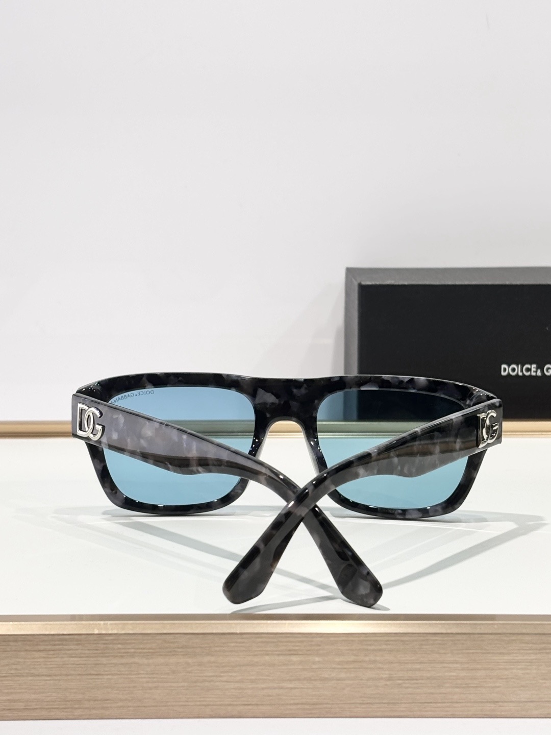 DOLCE & GABBANA 돌체앤가바나 스퀘어 아세테이트 선글라스 9