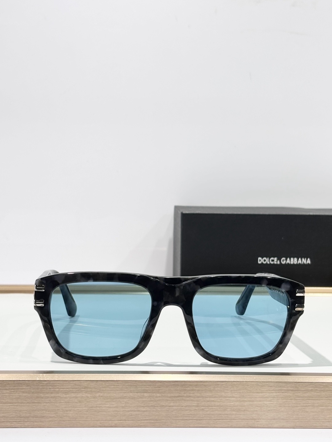 DOLCE & GABBANA 돌체앤가바나 스퀘어 아세테이트 선글라스 2