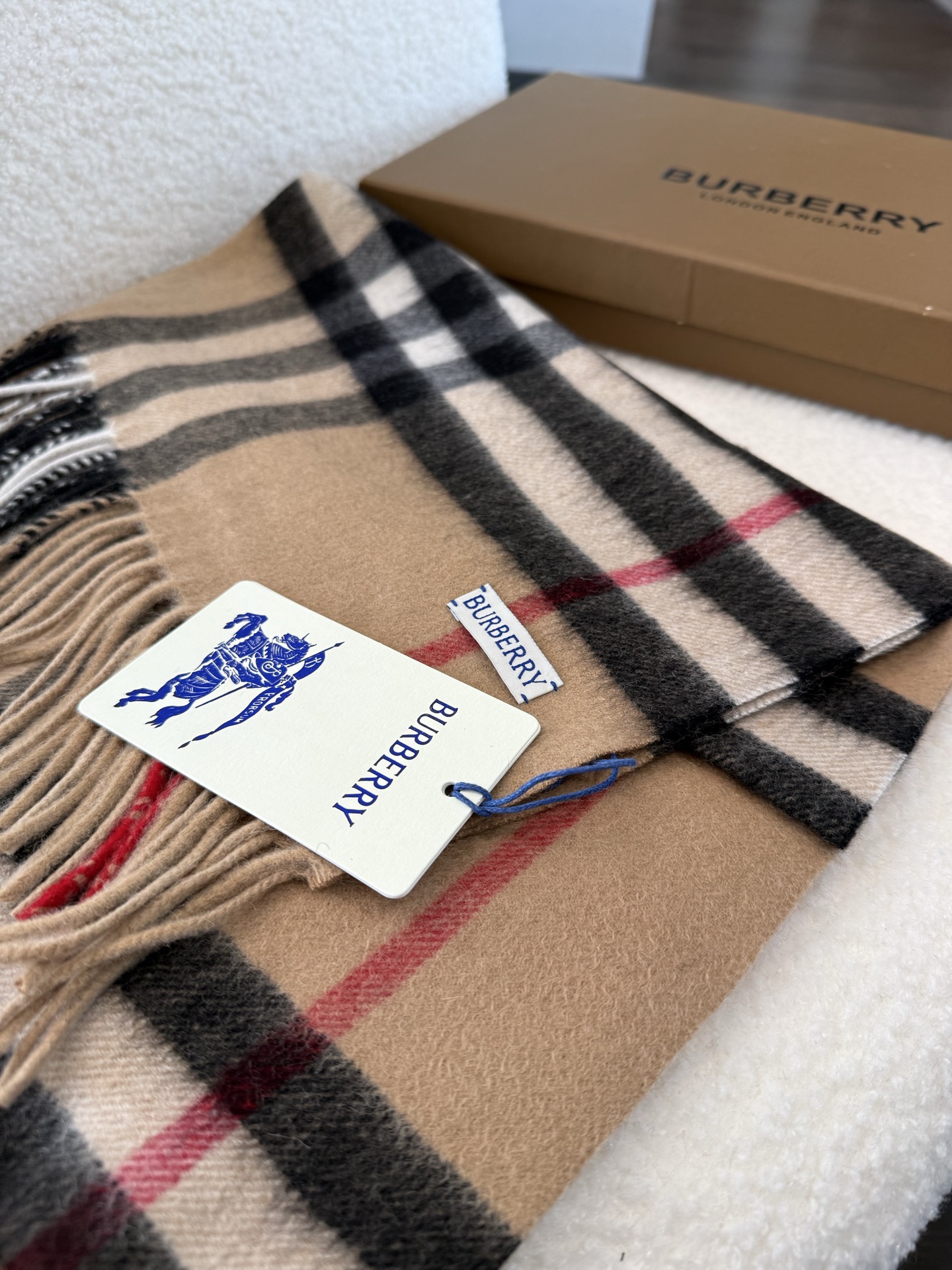 BURBERRY 버버리 클래식 체크 머플러 4