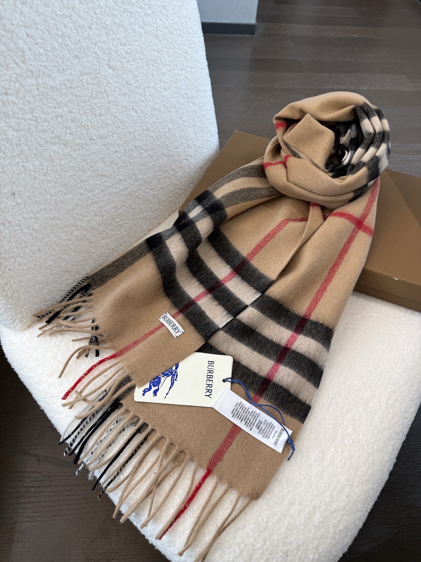 BURBERRY 버버리 클래식 체크 머플러 8