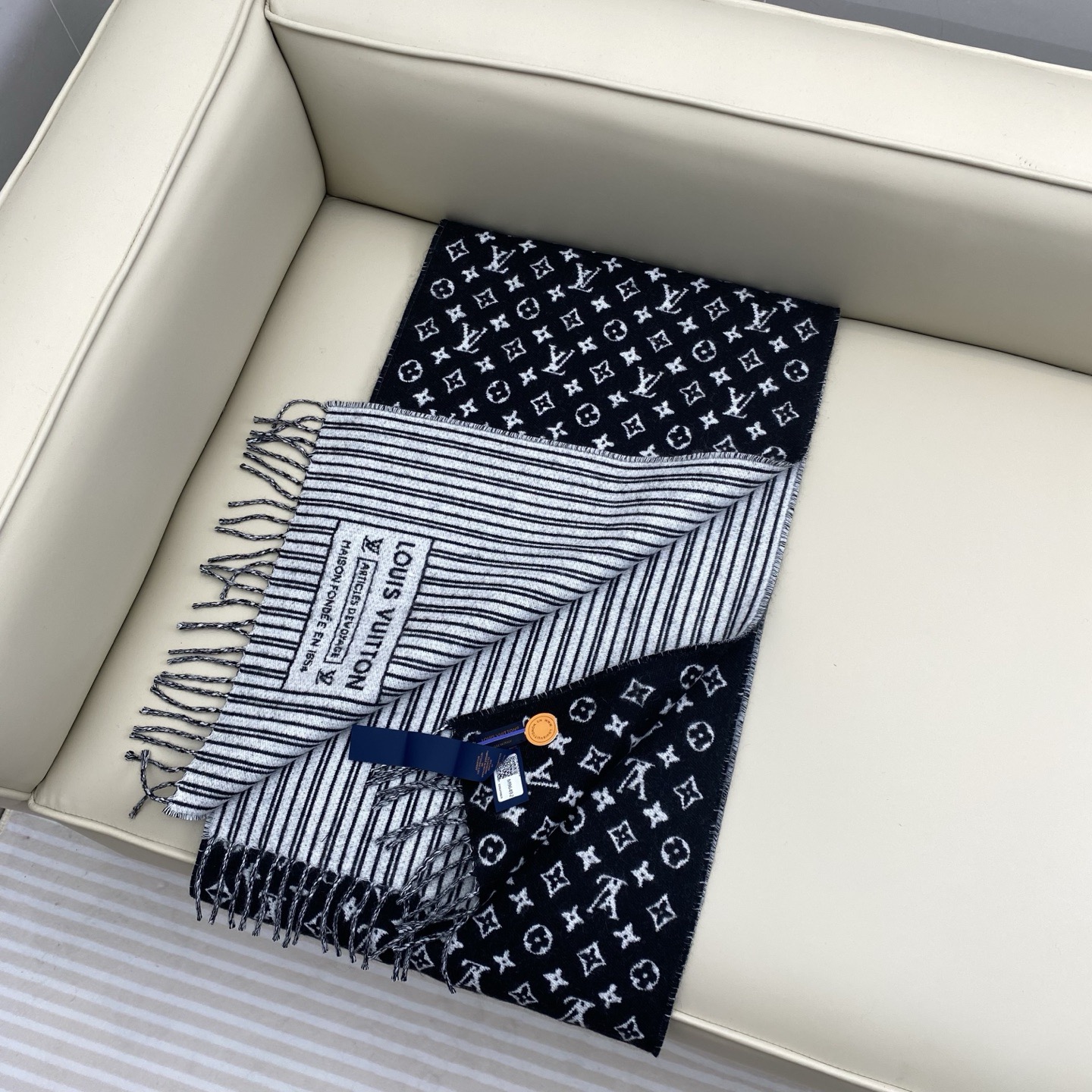 LOUIS VUITTON 루이비통 모노그램 네버풀 머플러 3