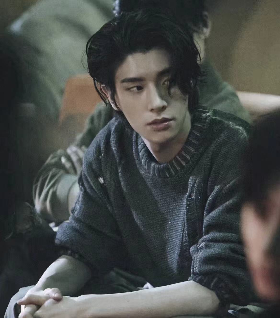 JUN.J FW2024 오버사이즈 빈티지 니트 스웨터 3