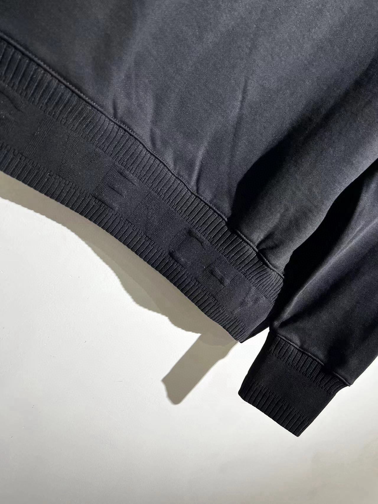 GIVENCHY 지방시 FW2023 로고 자수 스웨트셔츠 8