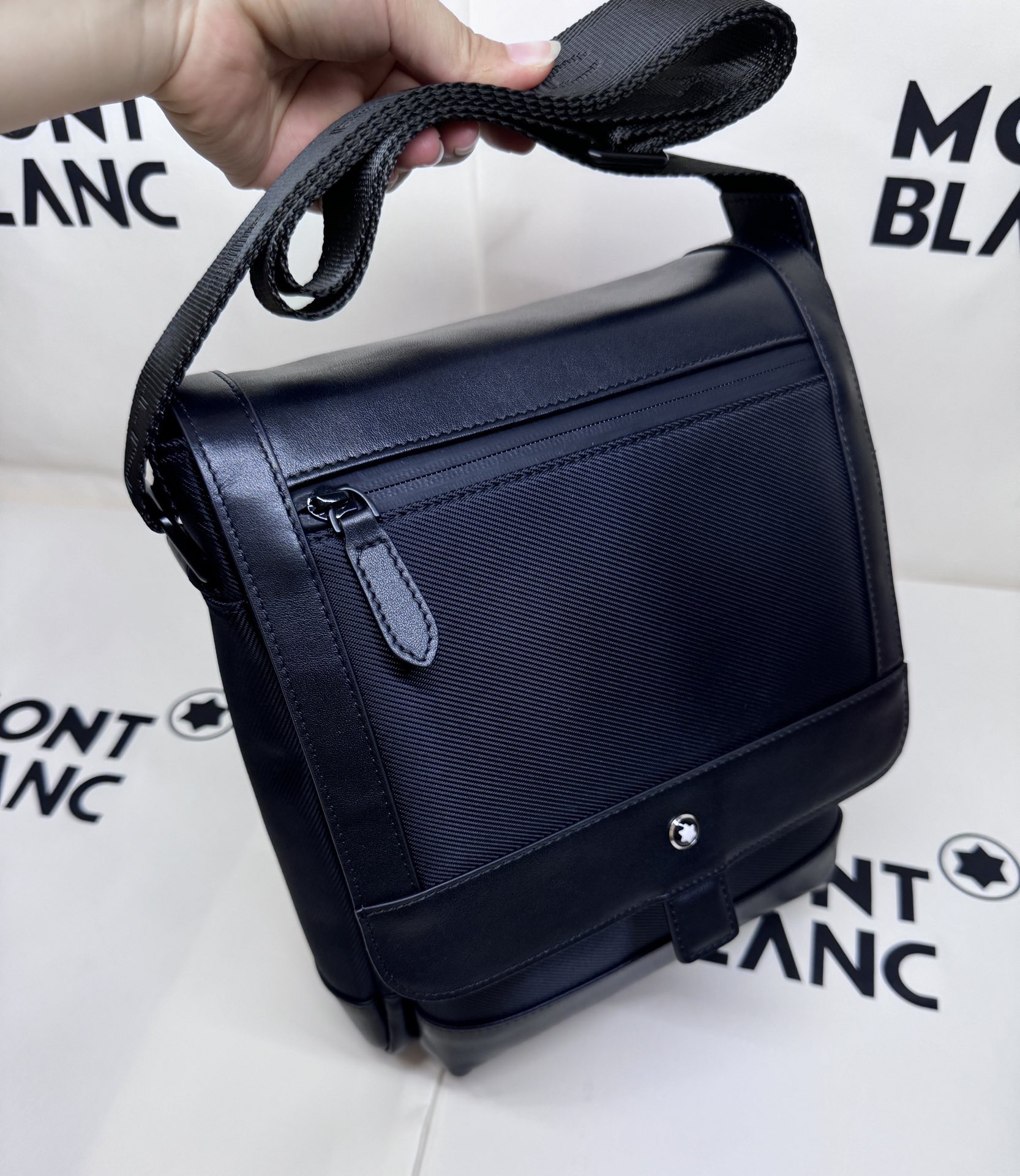 Montblanc 몽블랑 크로스백 MB118252 22cm 5