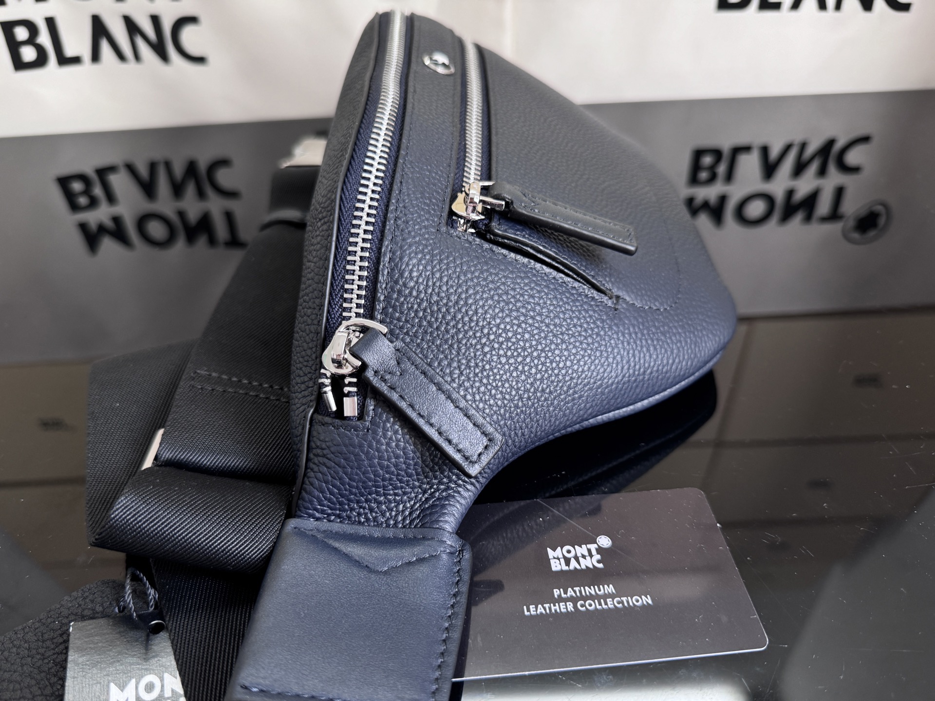 MontBlanc 몽블랑 웨이스트백 30cm 9