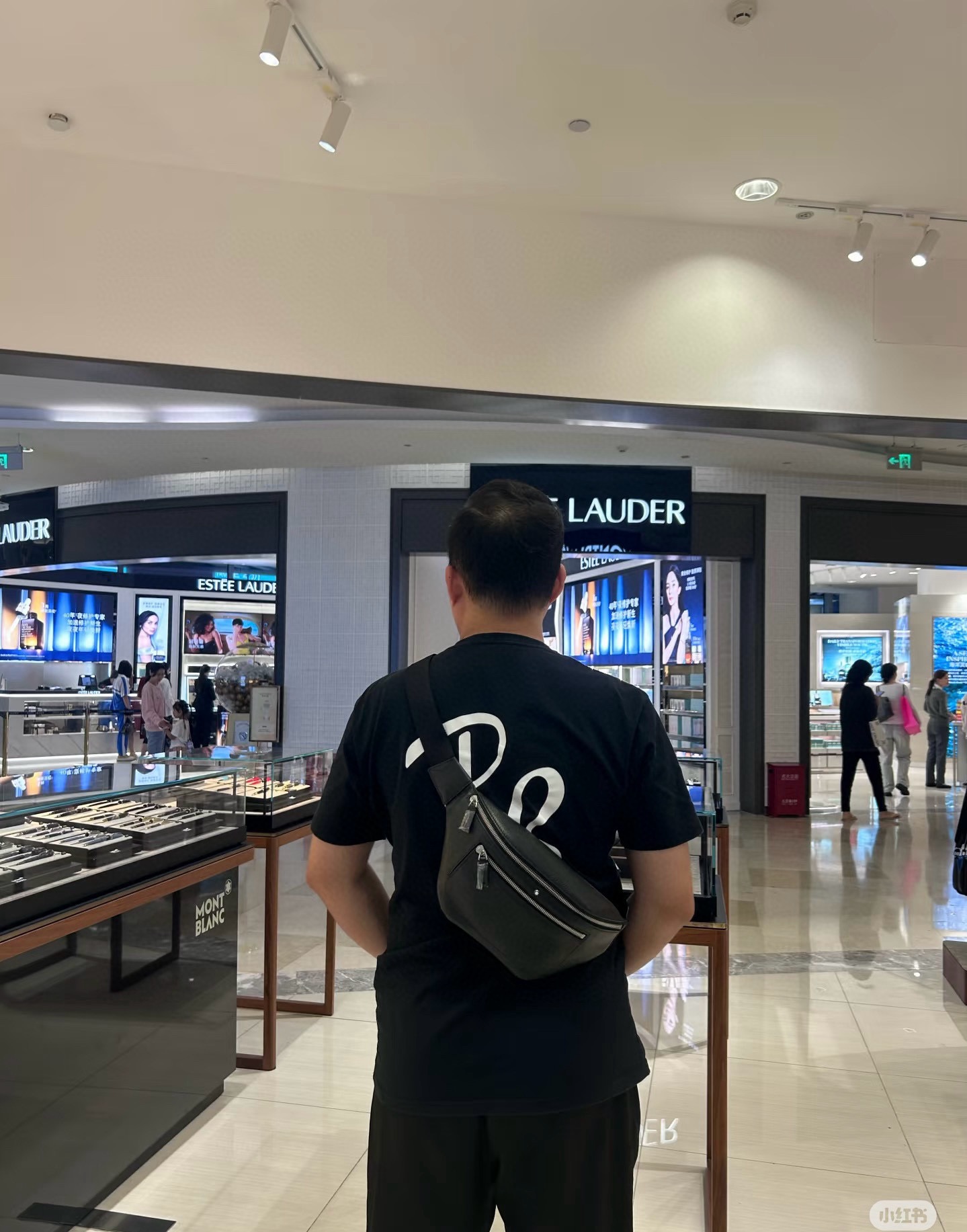 MontBlanc 몽블랑 웨이스트백 30cm 14