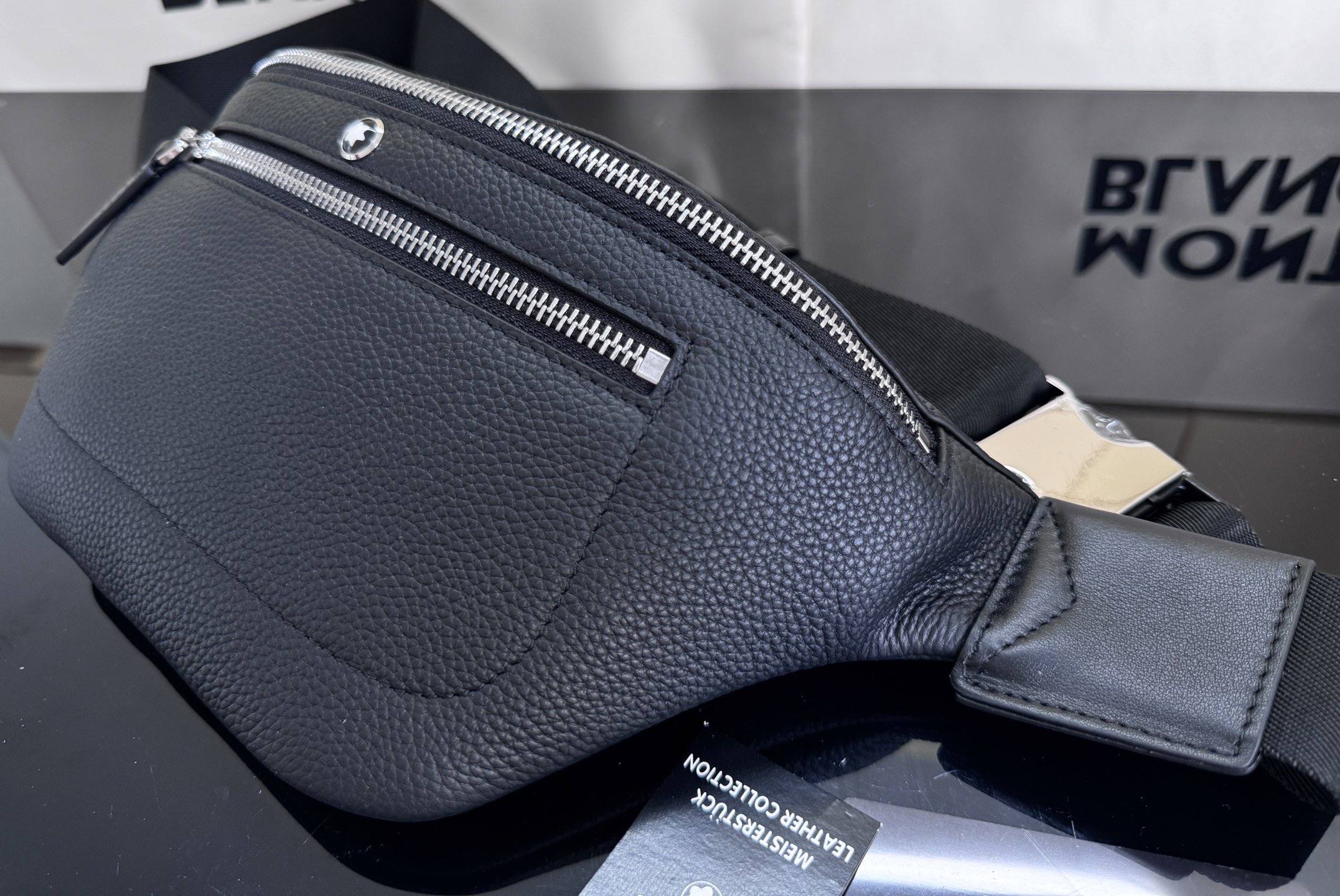 MontBlanc 몽블랑 웨이스트백 30cm 19