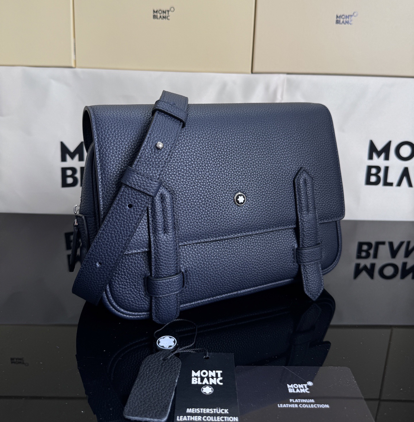 Montblanc 몽블랑 크로스바디백 24cm 4