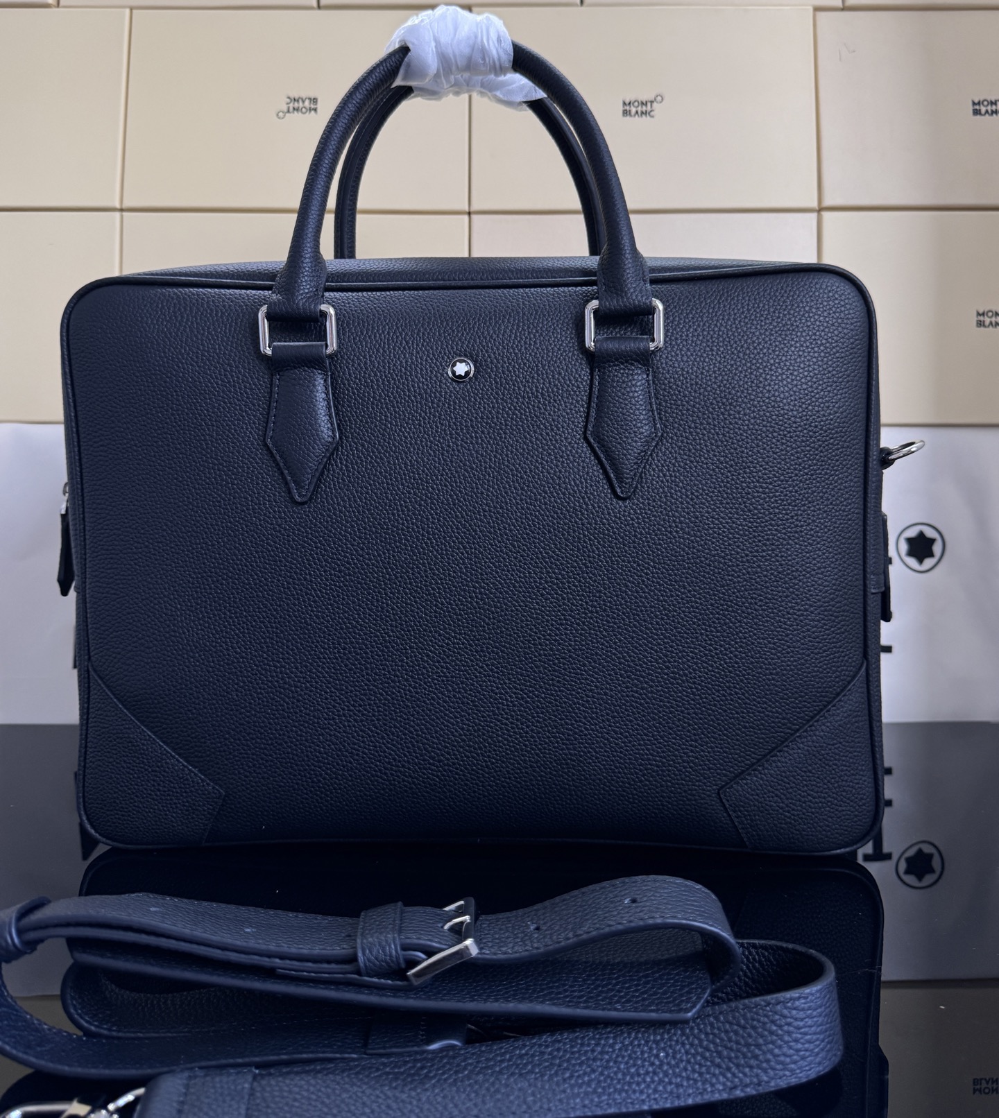 MontBlanc 몽블랑 소프트 그레인 레더 서류가방 37.5cm 4