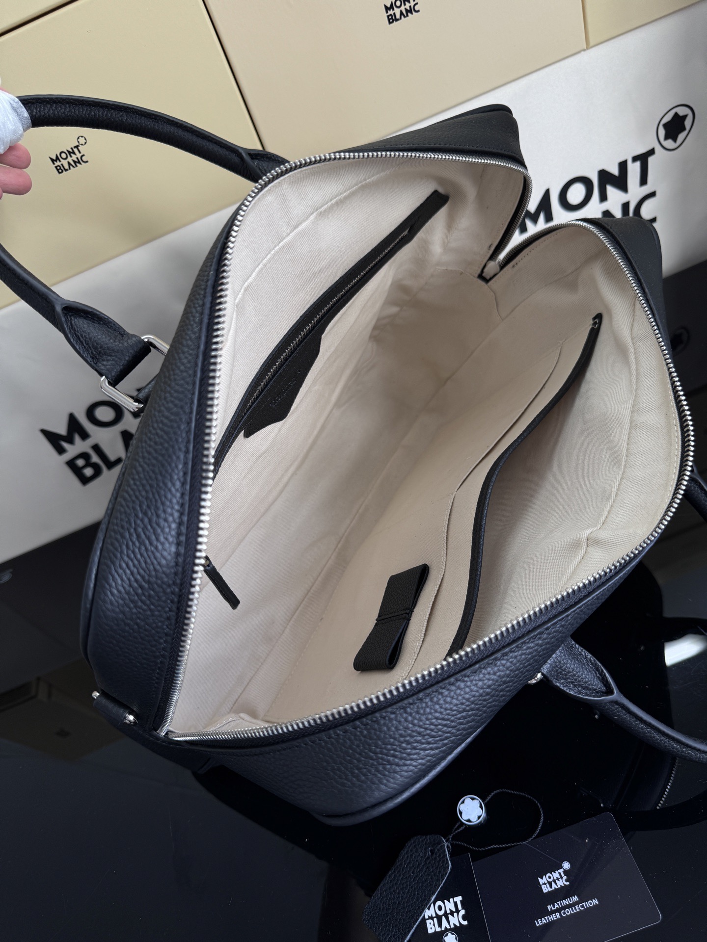 MontBlanc 몽블랑 소프트 그레인 레더 서류가방 37.5cm 11