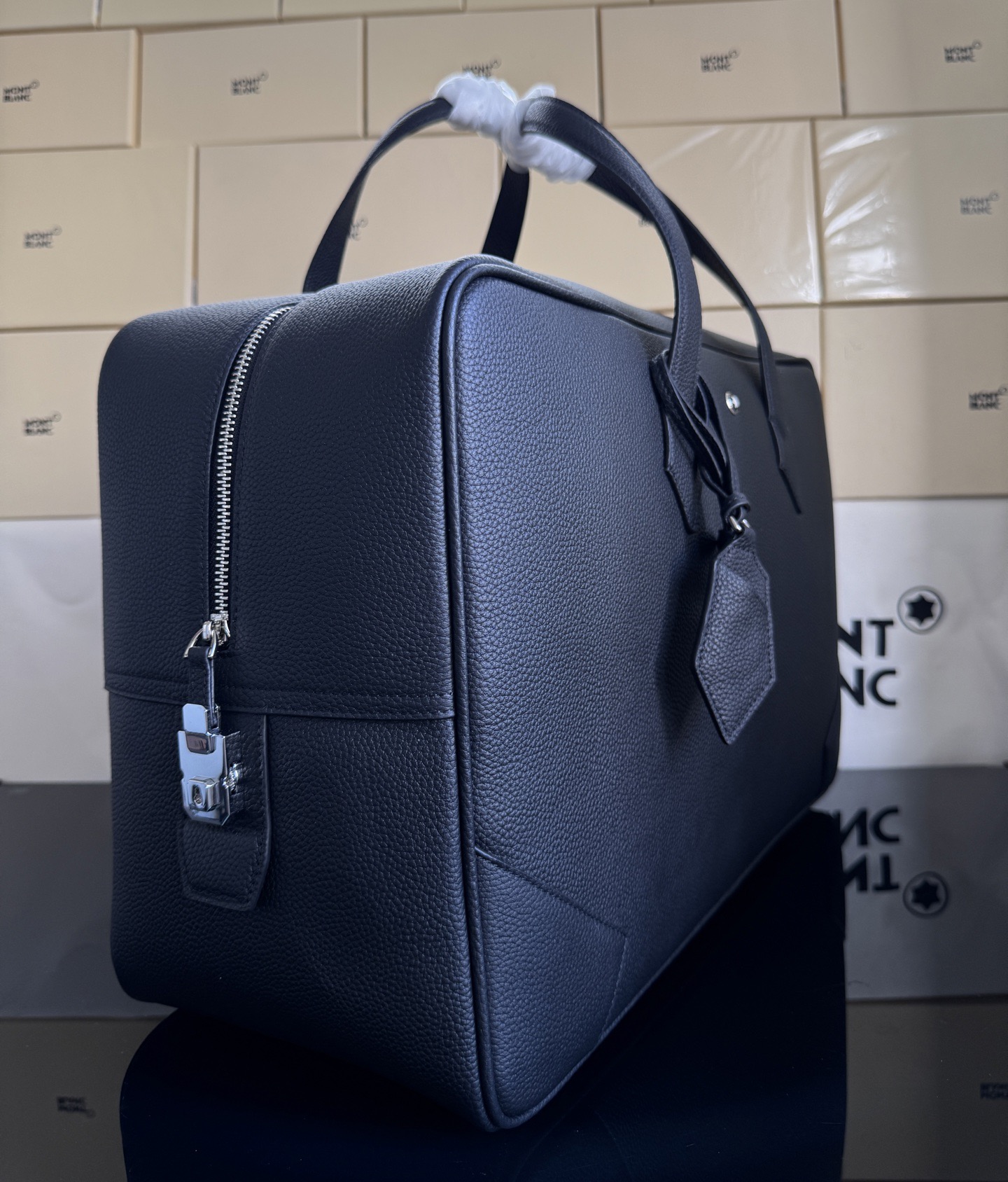 Montblanc 몽블랑 소프트 그레인 레더 서류가방 45.5cm 7