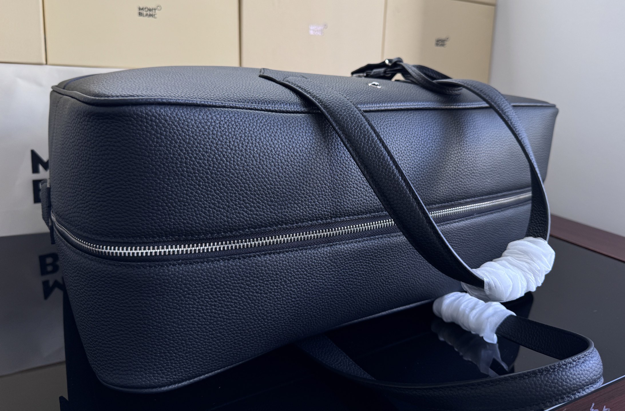 Montblanc 몽블랑 소프트 그레인 레더 서류가방 45.5cm 8