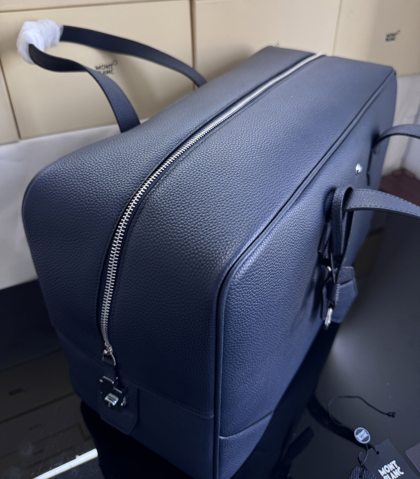 Montblanc 몽블랑 소프트 그레인 레더 서류가방 45.5cm 18