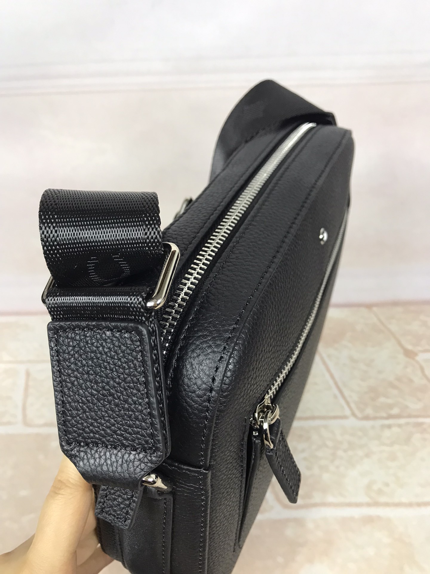 Montblanc 몽블랑 소프트 그레인 메신저백 25cm 6