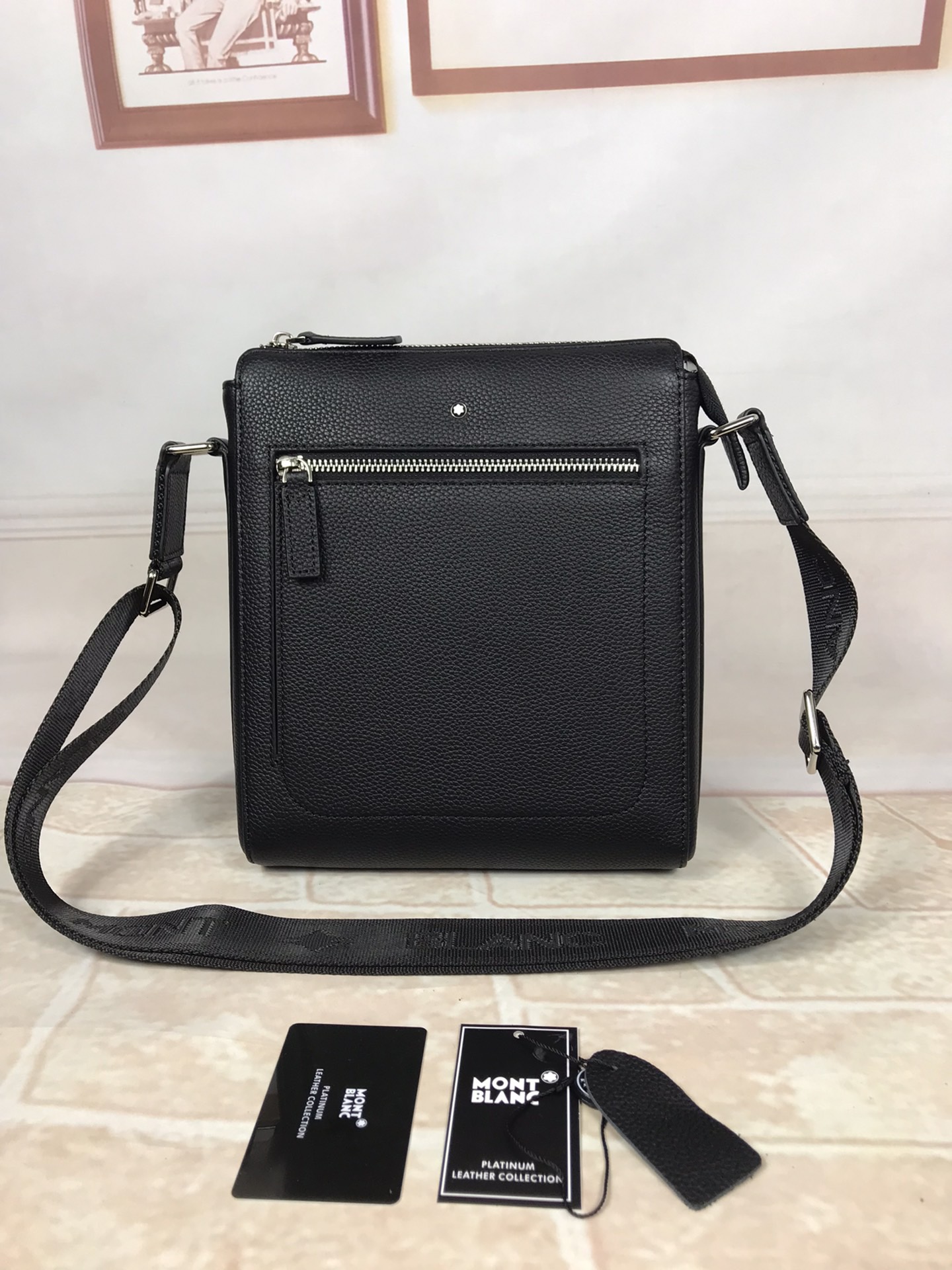 MontBlanc 몽블랑 MB126242 메신저백 21cm 7