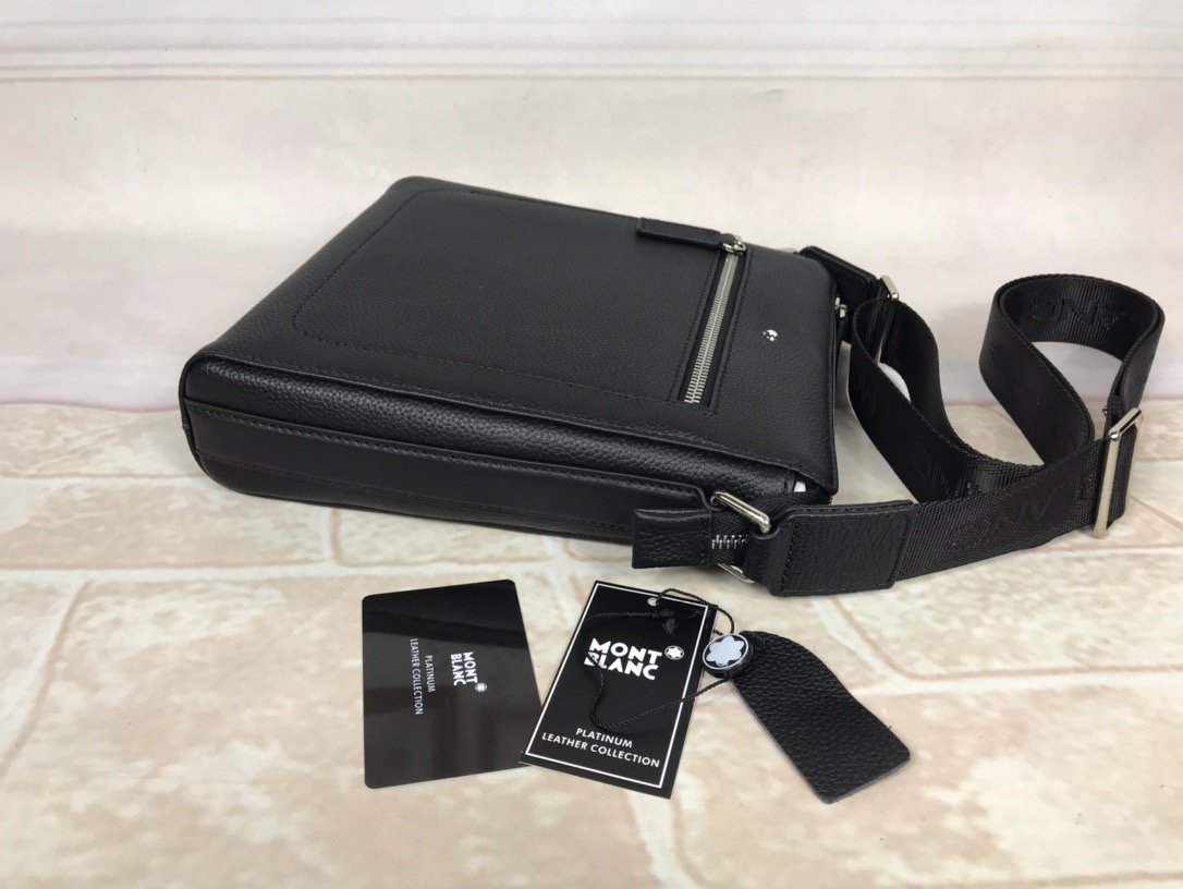 MontBlanc 몽블랑 MB126242 메신저백 21cm 10
