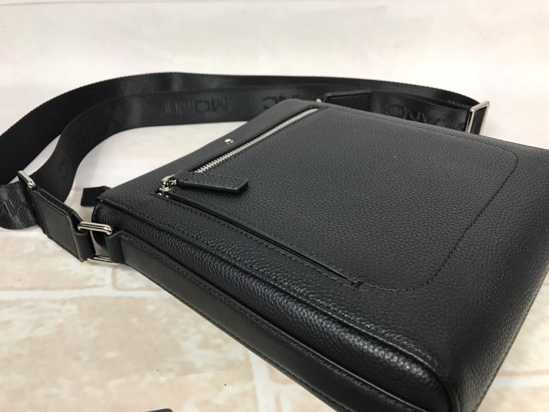 MontBlanc 몽블랑 MB126242 메신저백 21cm 11