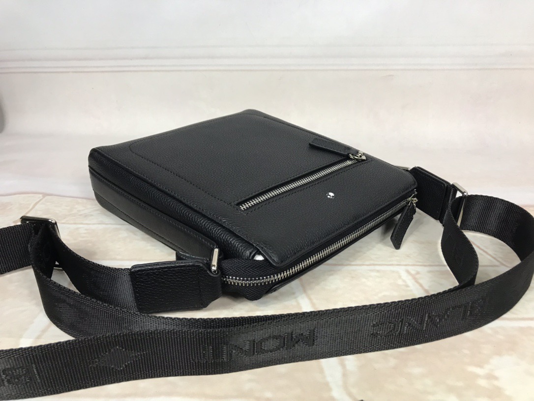 MontBlanc 몽블랑 MB126242 메신저백 21cm 12