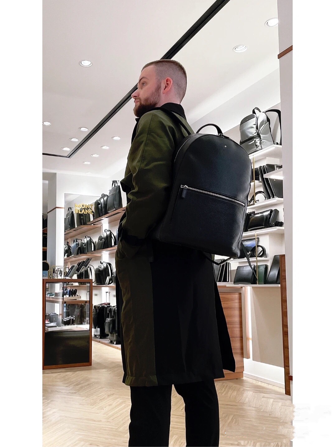 Montblanc 몽블랑 소프트 그레인 백팩 30cm 5