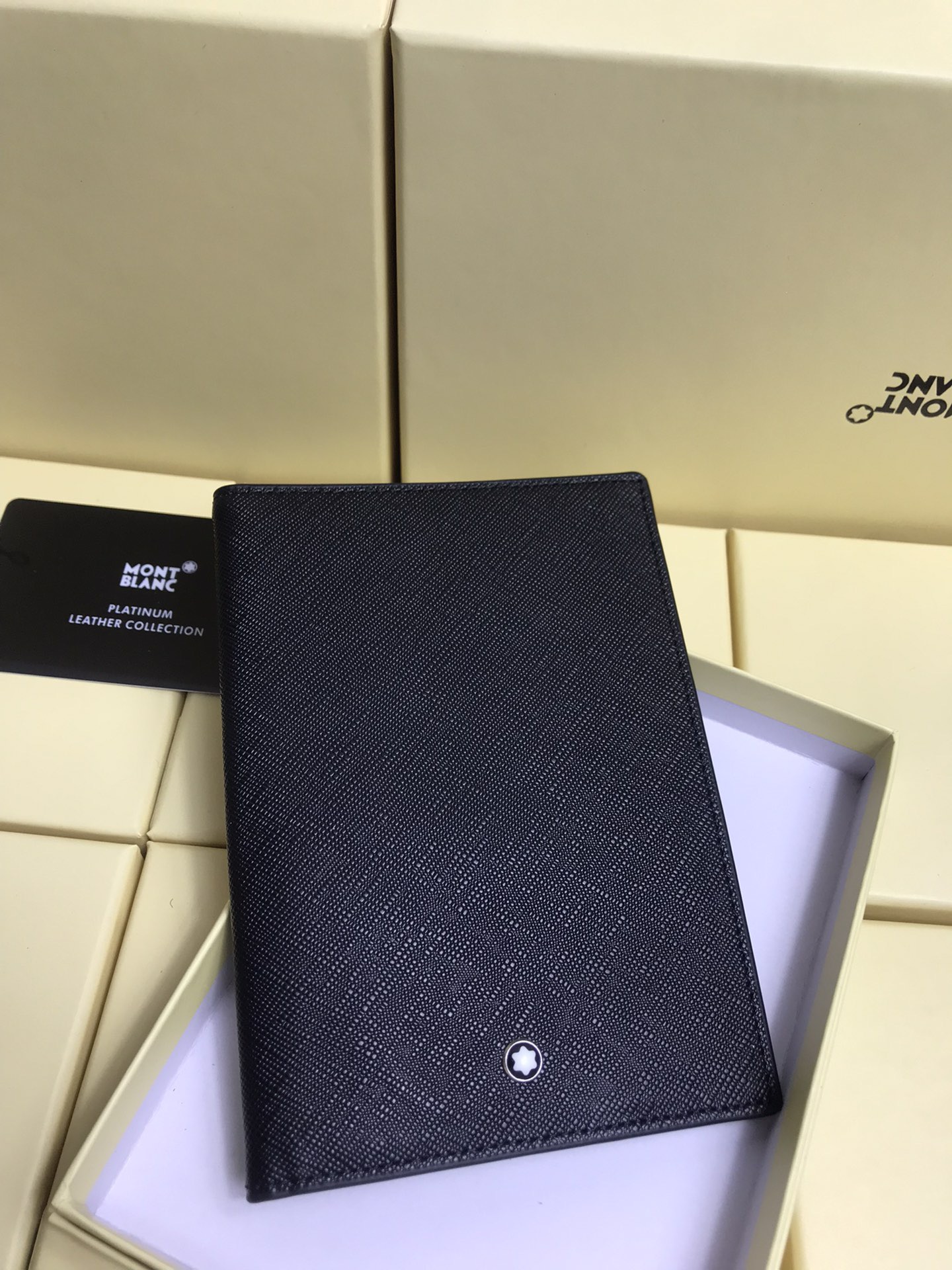 Montblanc 몽블랑 여권지갑 3