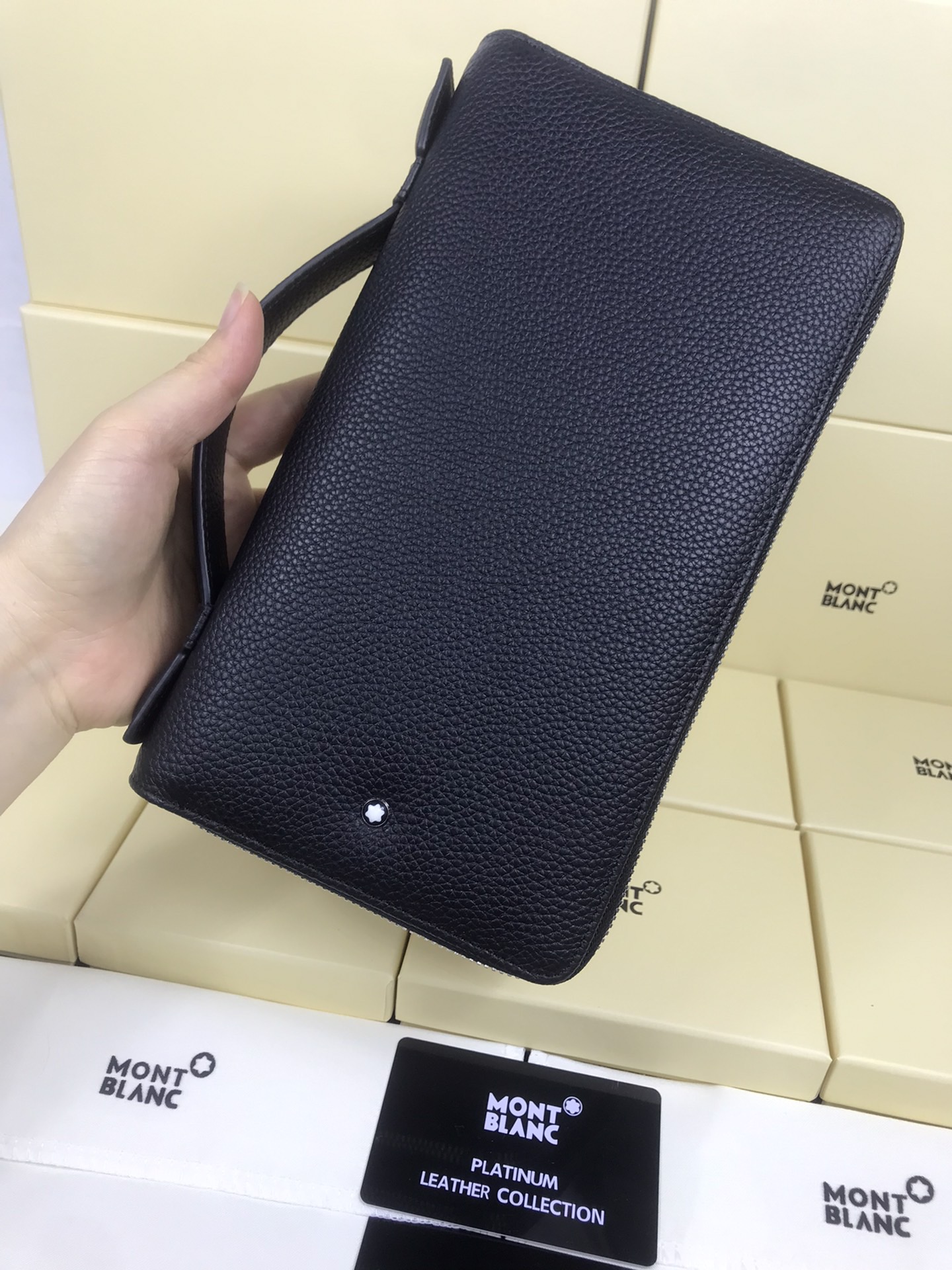 MONTBLANC 몽블랑 소프트 그레인 클러치백 23츠 3