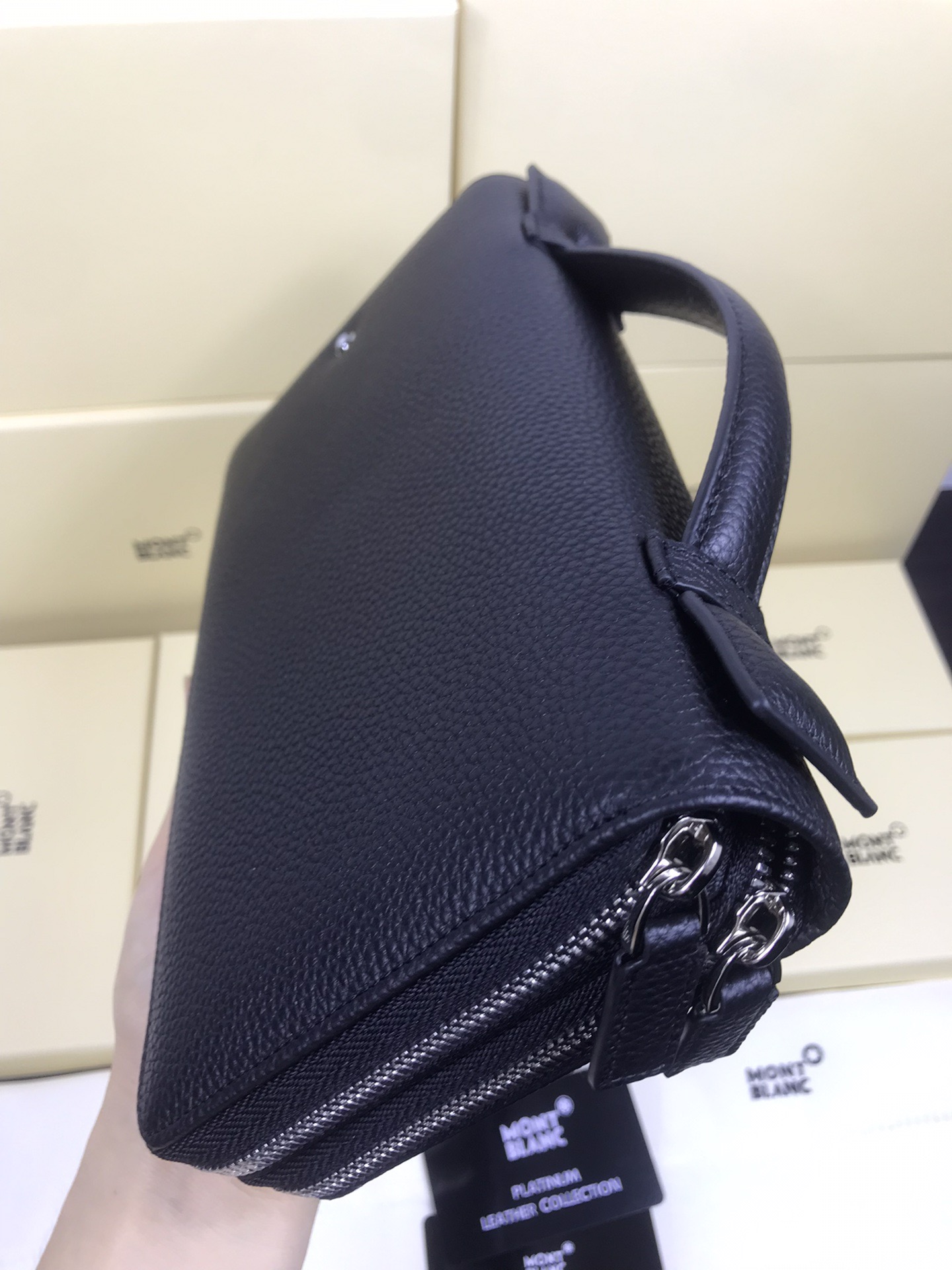 MONTBLANC 몽블랑 소프트 그레인 클러치백 23츠 8