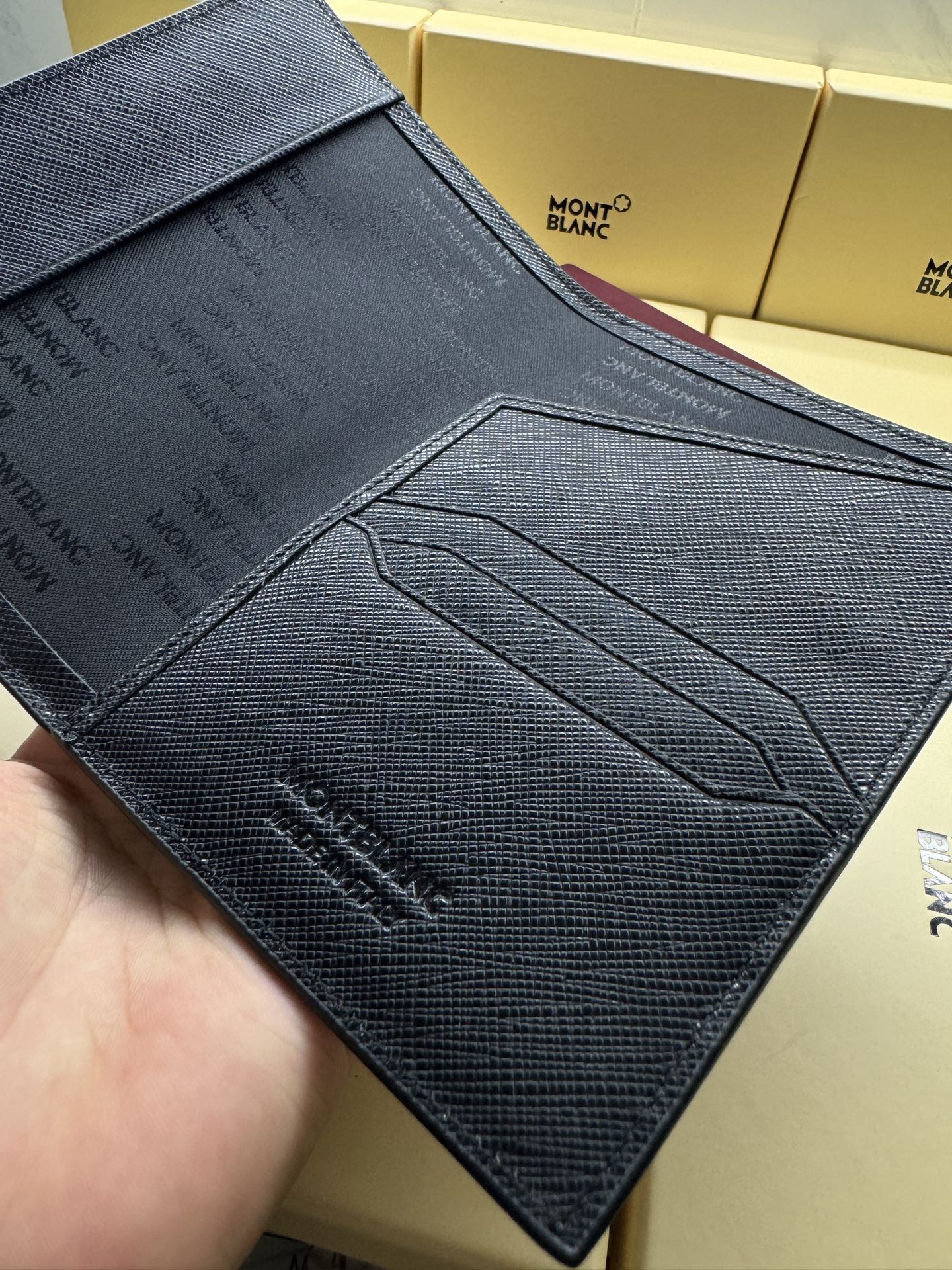 MontBlanc 몽블랑 여권지갑 6