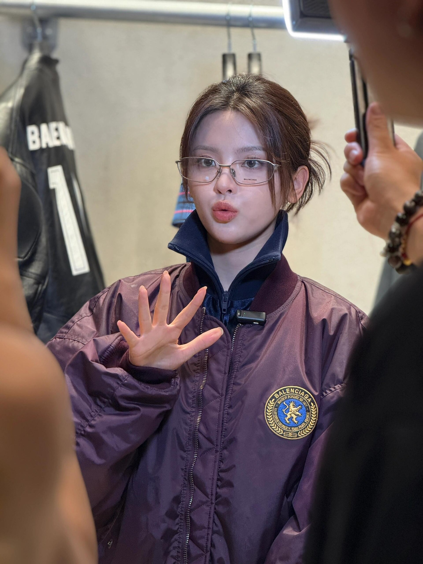 BALENCIAGA 발렌시아가 FW2025 파일럿 자수 항공 점퍼 5