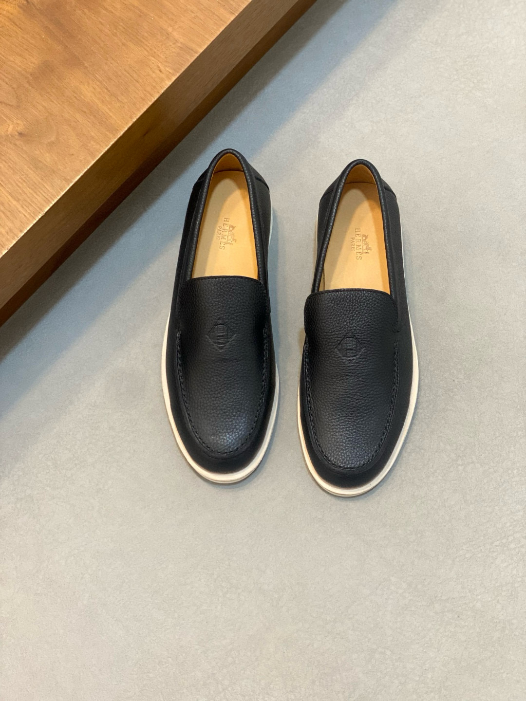 Hermes 에르메스 남성 로퍼 1