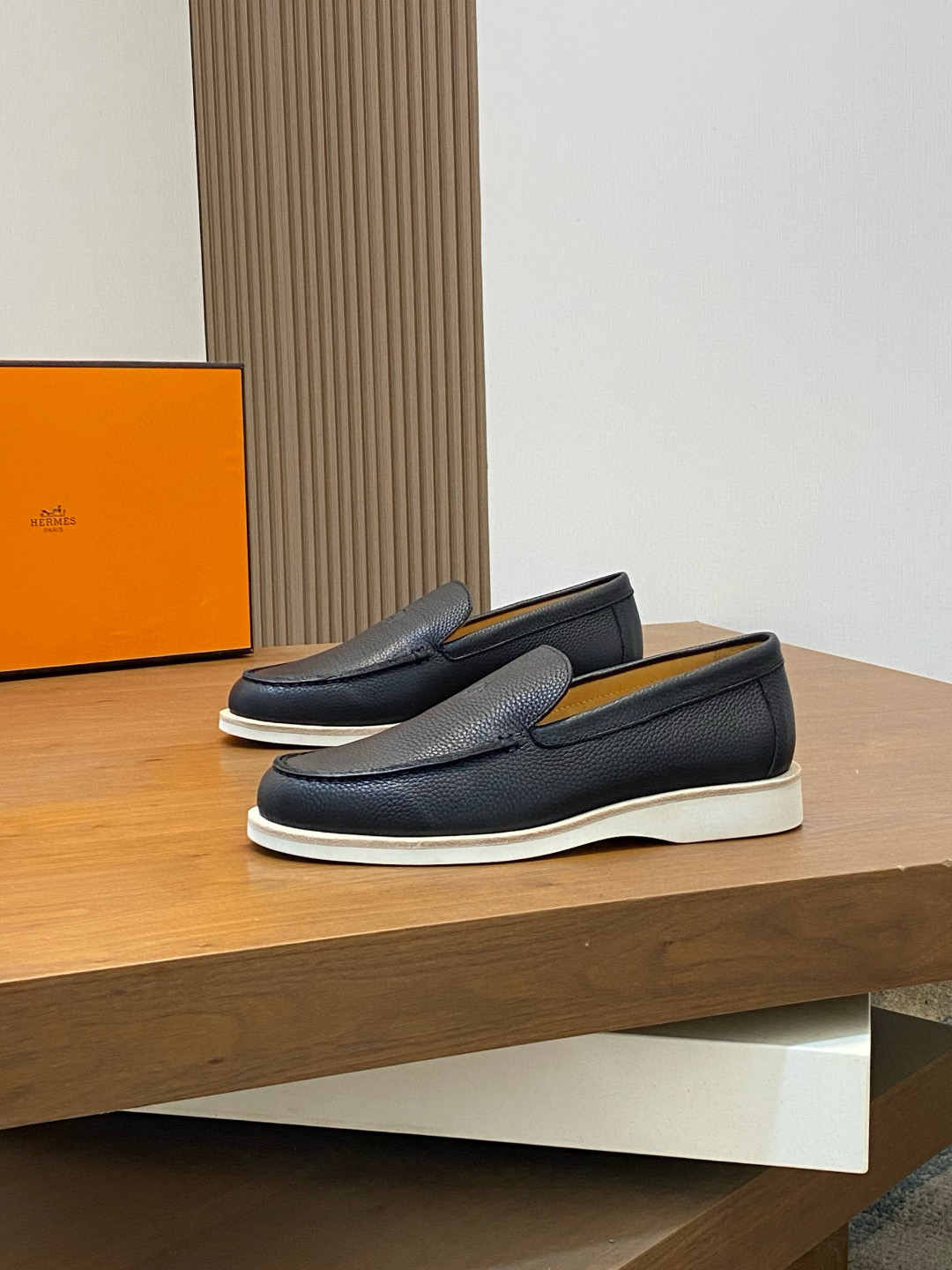 Hermes 에르메스 남성 로퍼 3