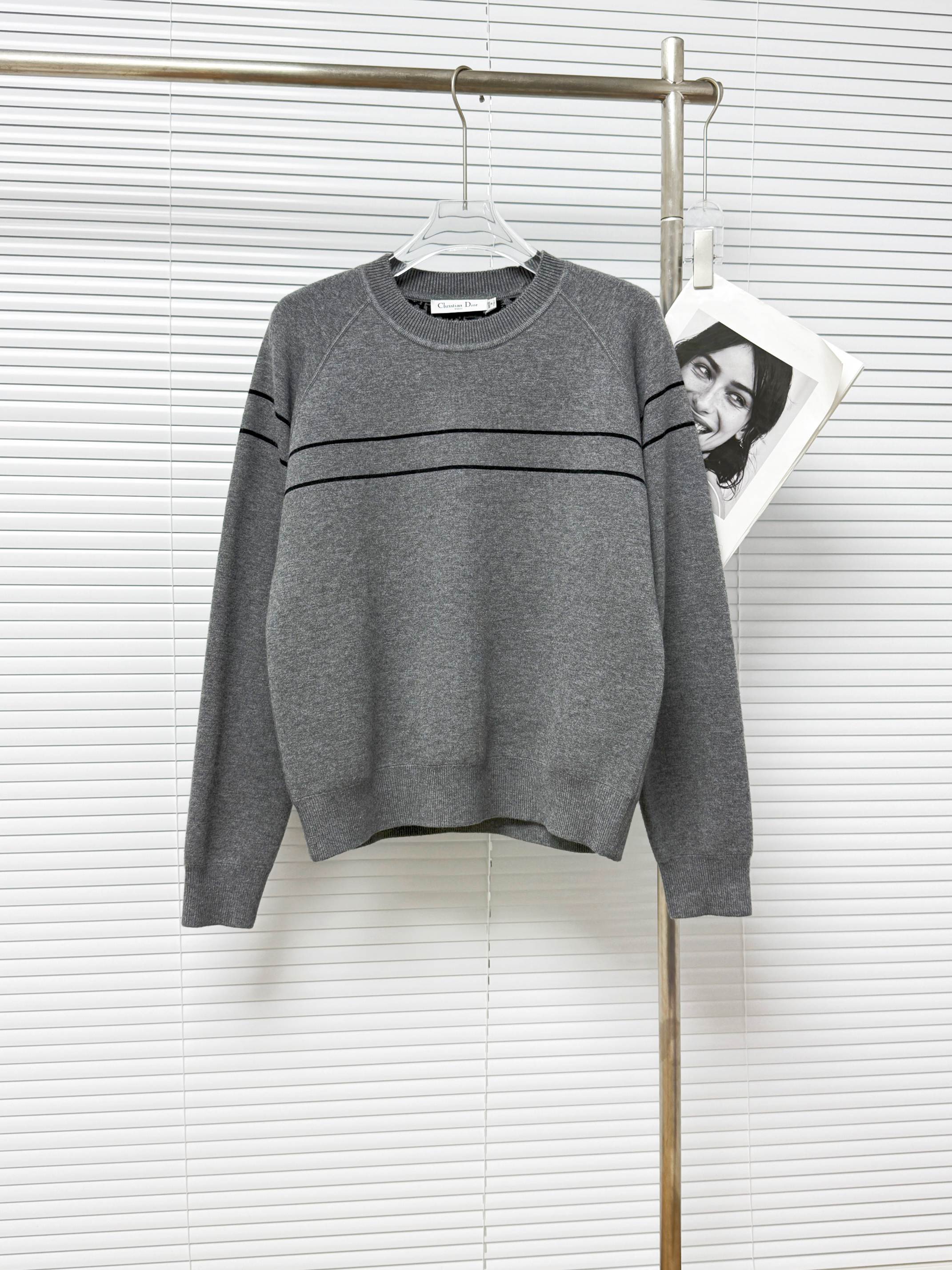 Dior 디올 오블리크 로고 자카드 라운드넥 스웨터 2