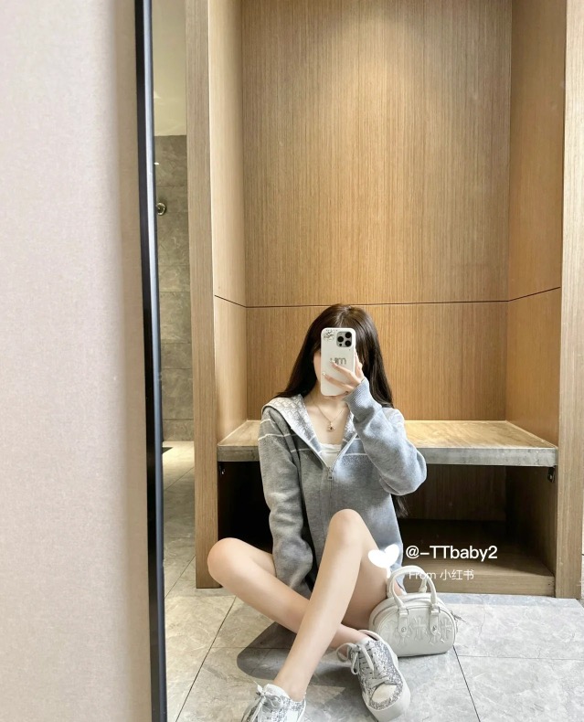 Dior 디올 자카드 로고 양면 후드 니트 집업 3