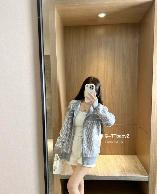 Dior 디올 자카드 로고 양면 후드 니트 집업 4