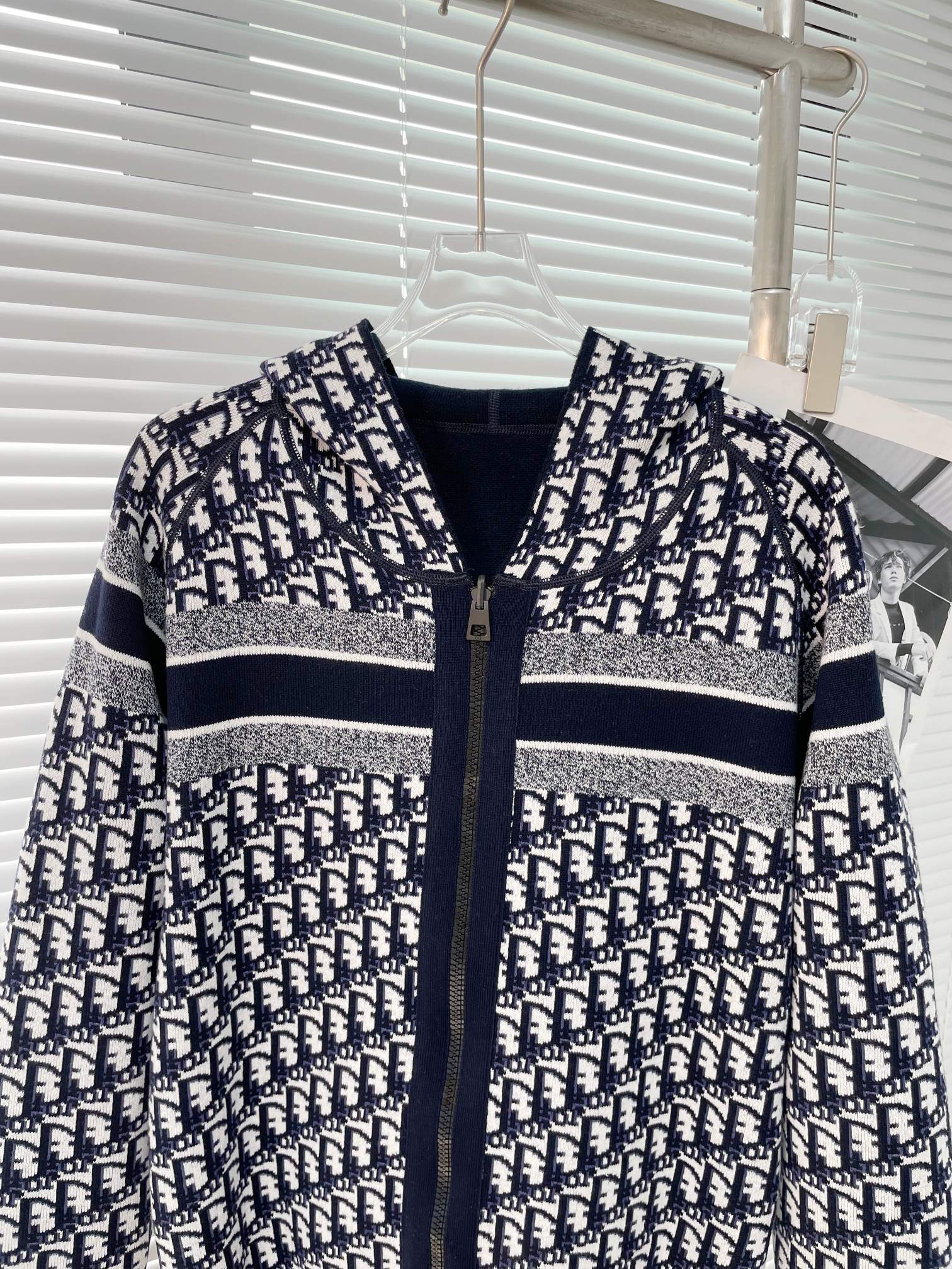 Dior 디올 자카드 로고 양면 후드 니트 집업 12