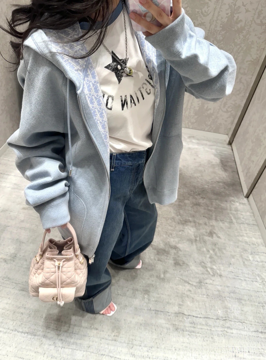 Dior 디올 가을겨울 로고 디테일 실크 블렌드 후드 맨투맨 9