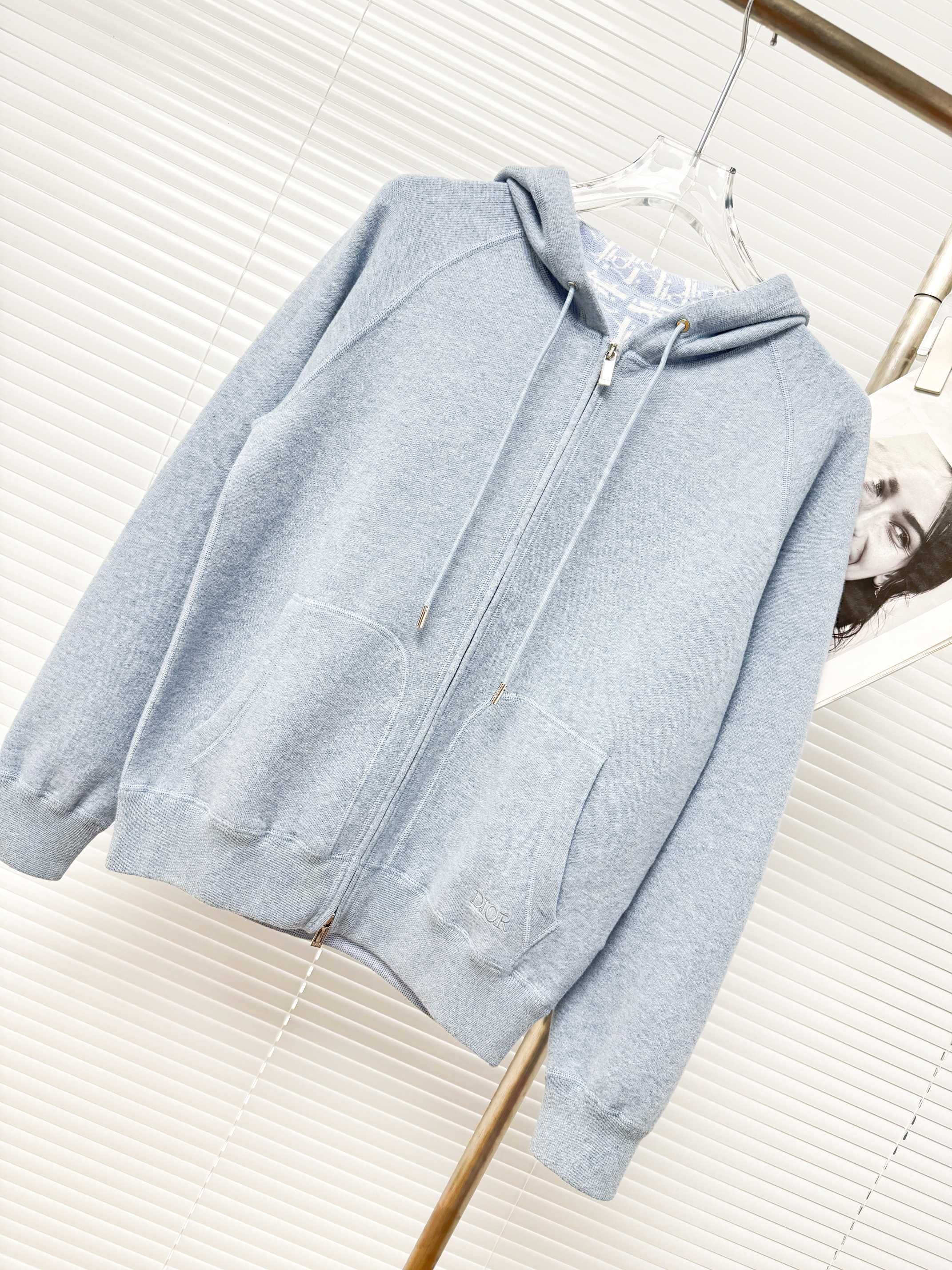 Dior 디올 가을겨울 로고 디테일 실크 블렌드 후드 맨투맨 21