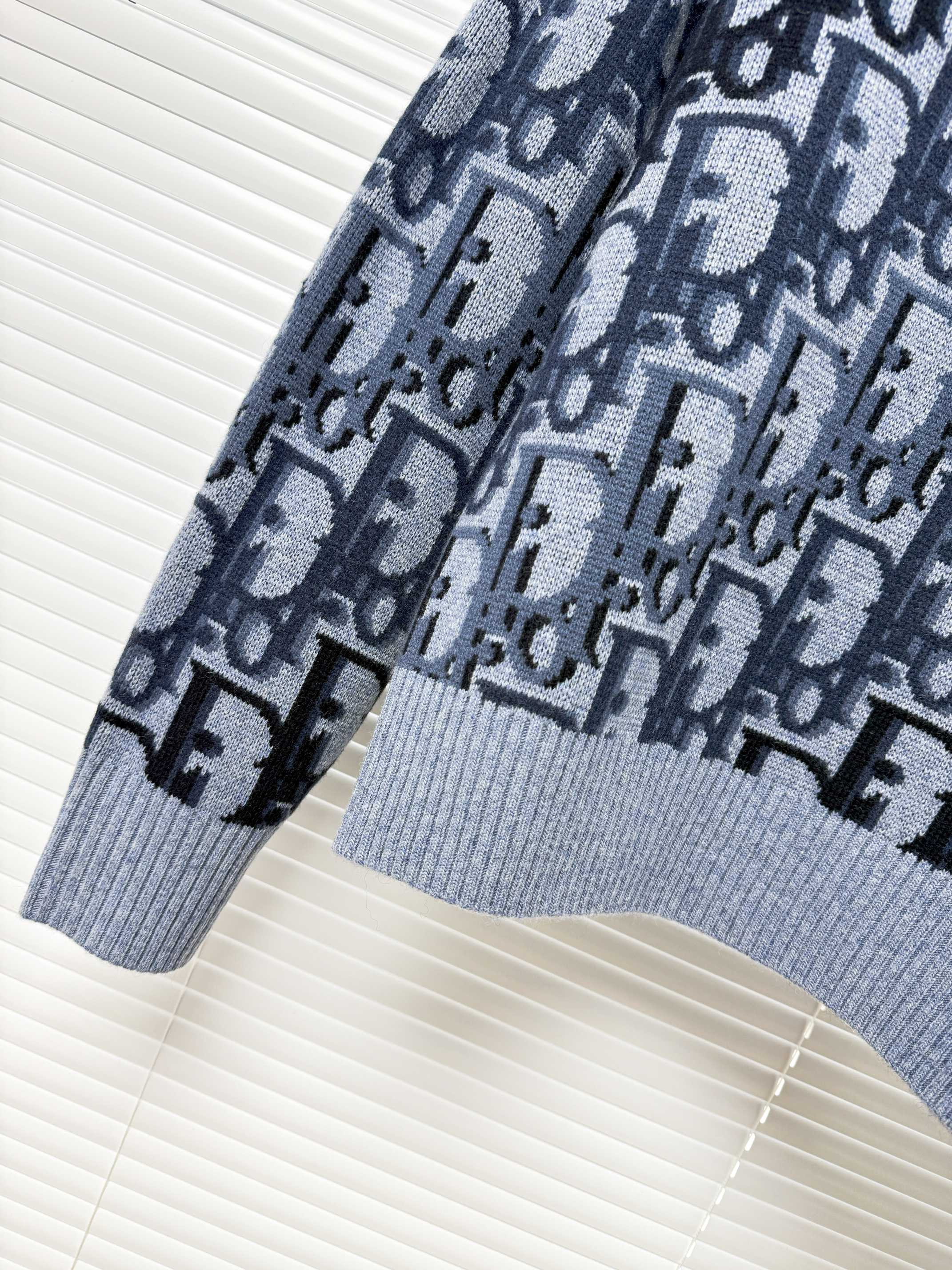 Dior 디올 로고 그래픽 라운드 니트 스웨터 11