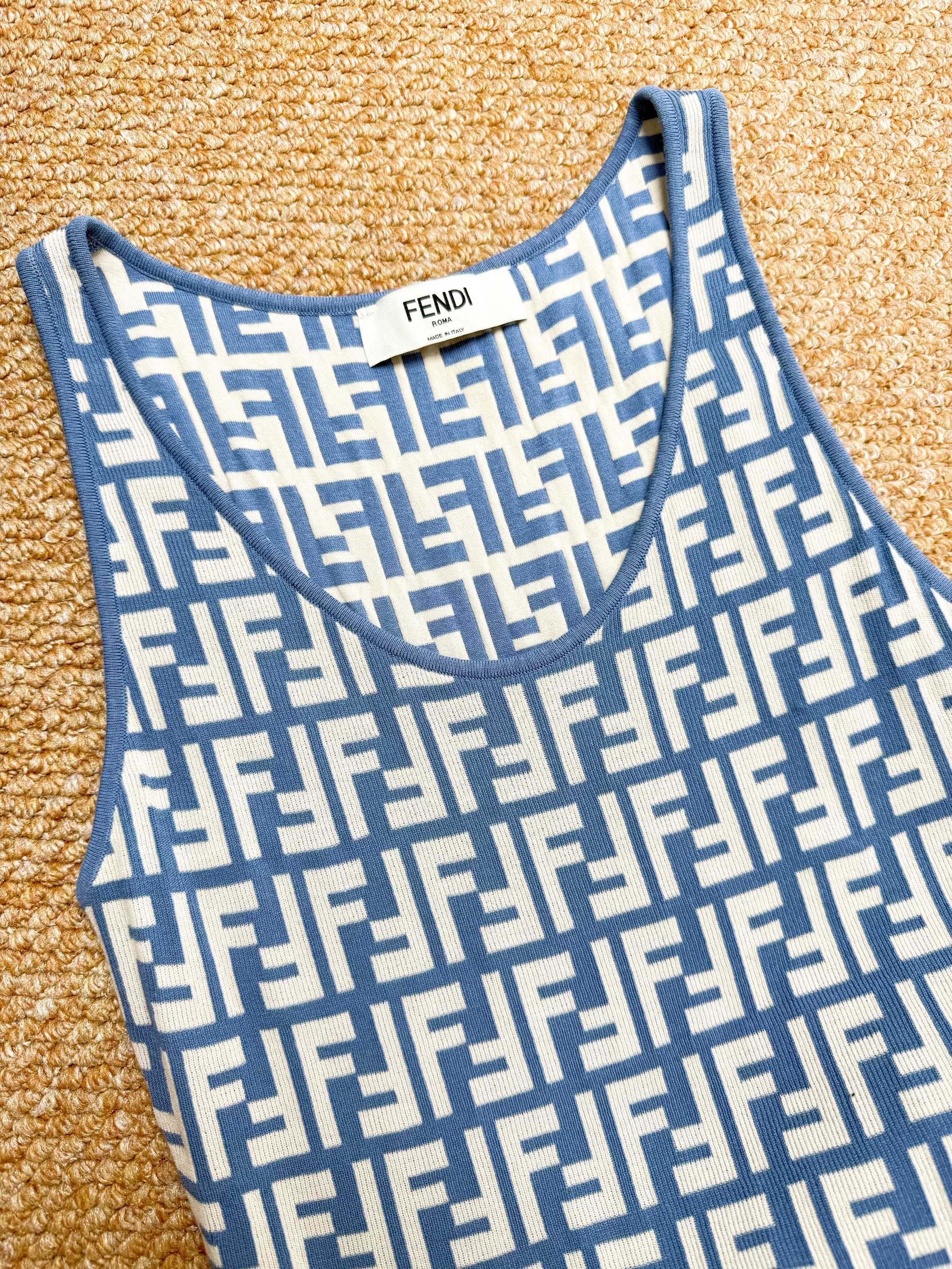 FENDI 펜디 FF 모노그램 니트 슬리브리스 원피스 16