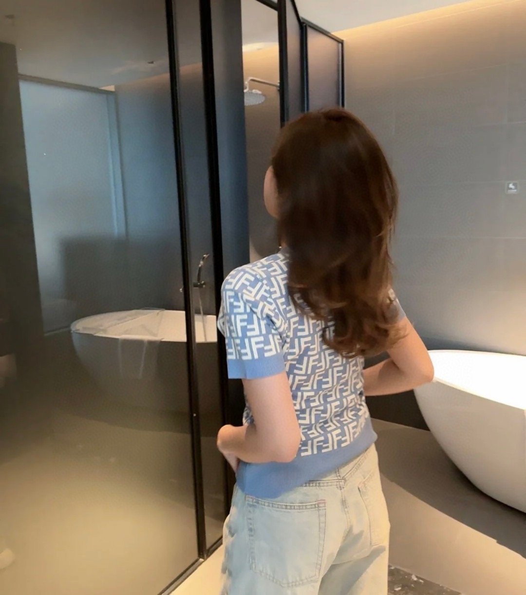 FENDI 펜디 FF 로고 코튼 니트 반팔 스웨터 9