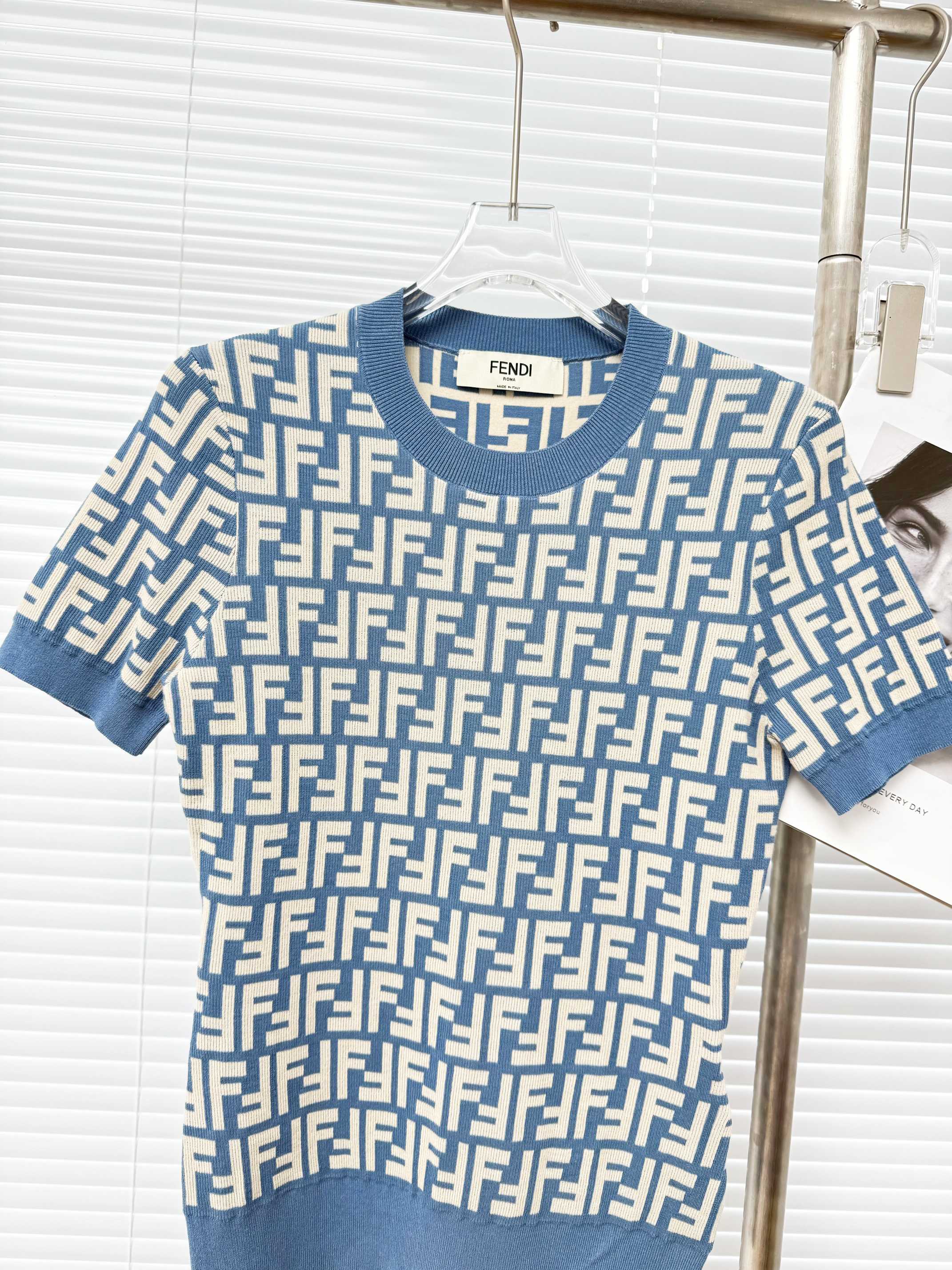 FENDI 펜디 FF 로고 코튼 니트 반팔 스웨터 14