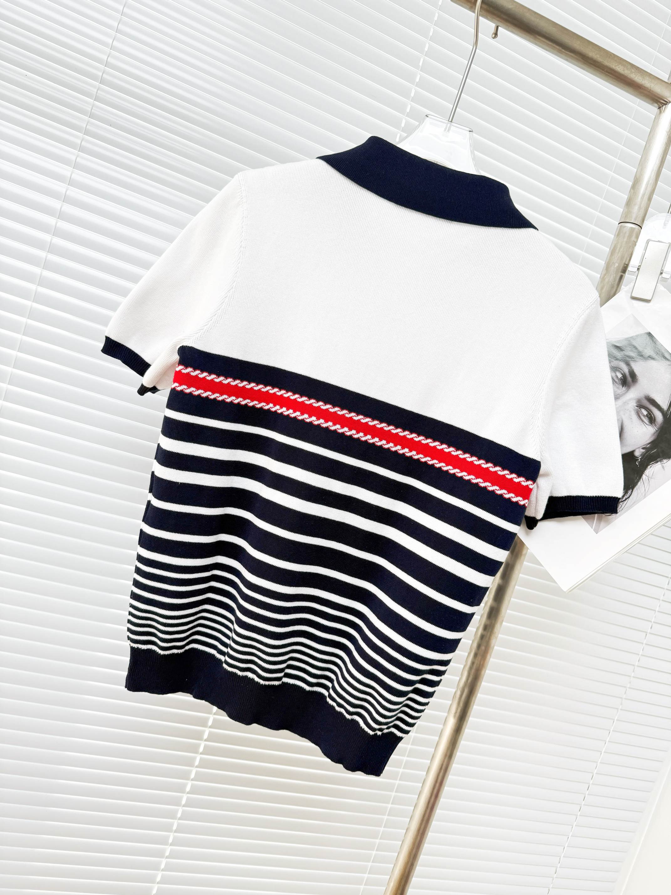 GUCCI 구찌 스트라이프 니트 폴로 반팔 여성용 21