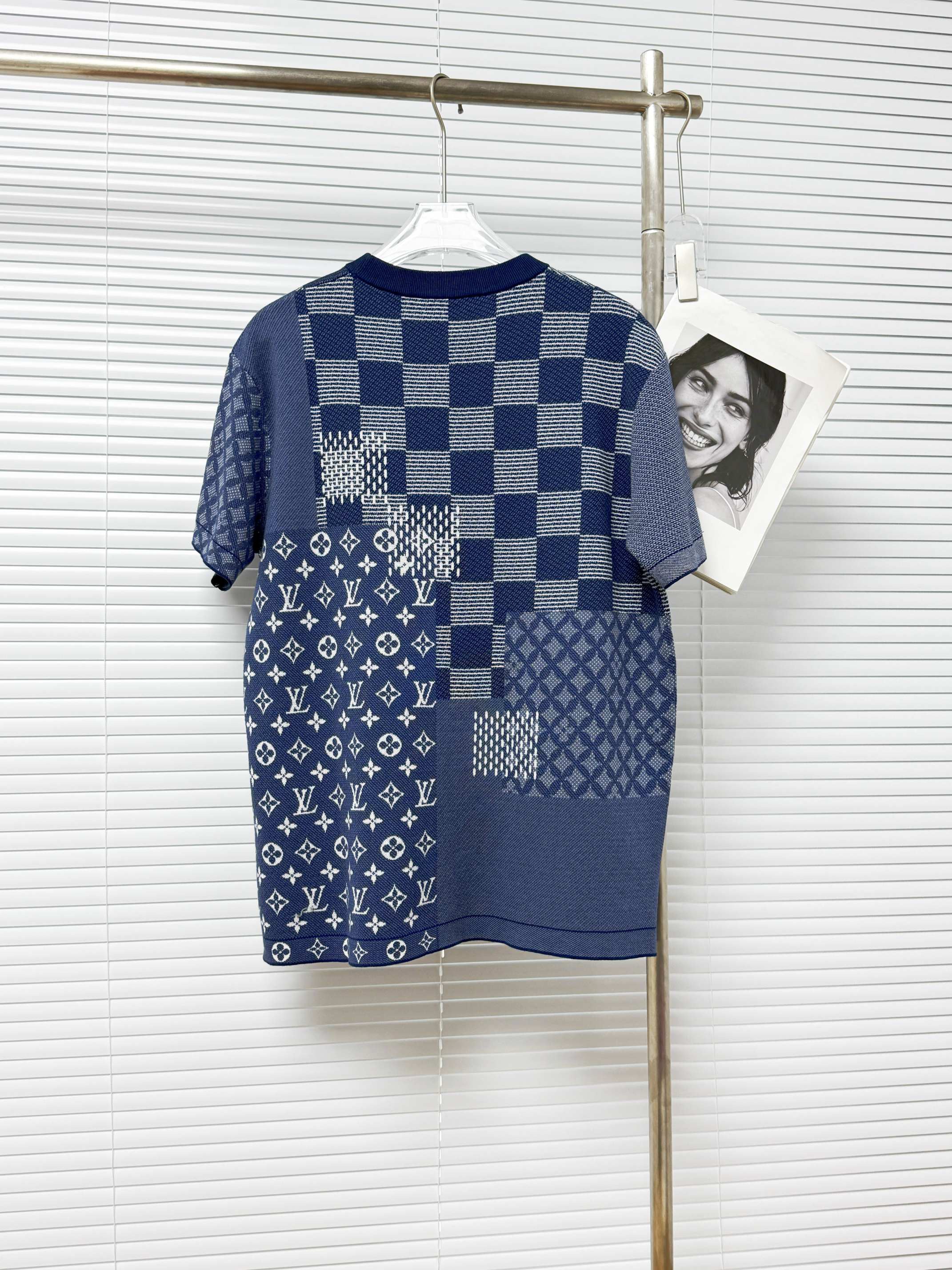LOUIS VUITTON 루이비통 다미에 모노그램 패치워크 코튼 반팔 티셔츠 8