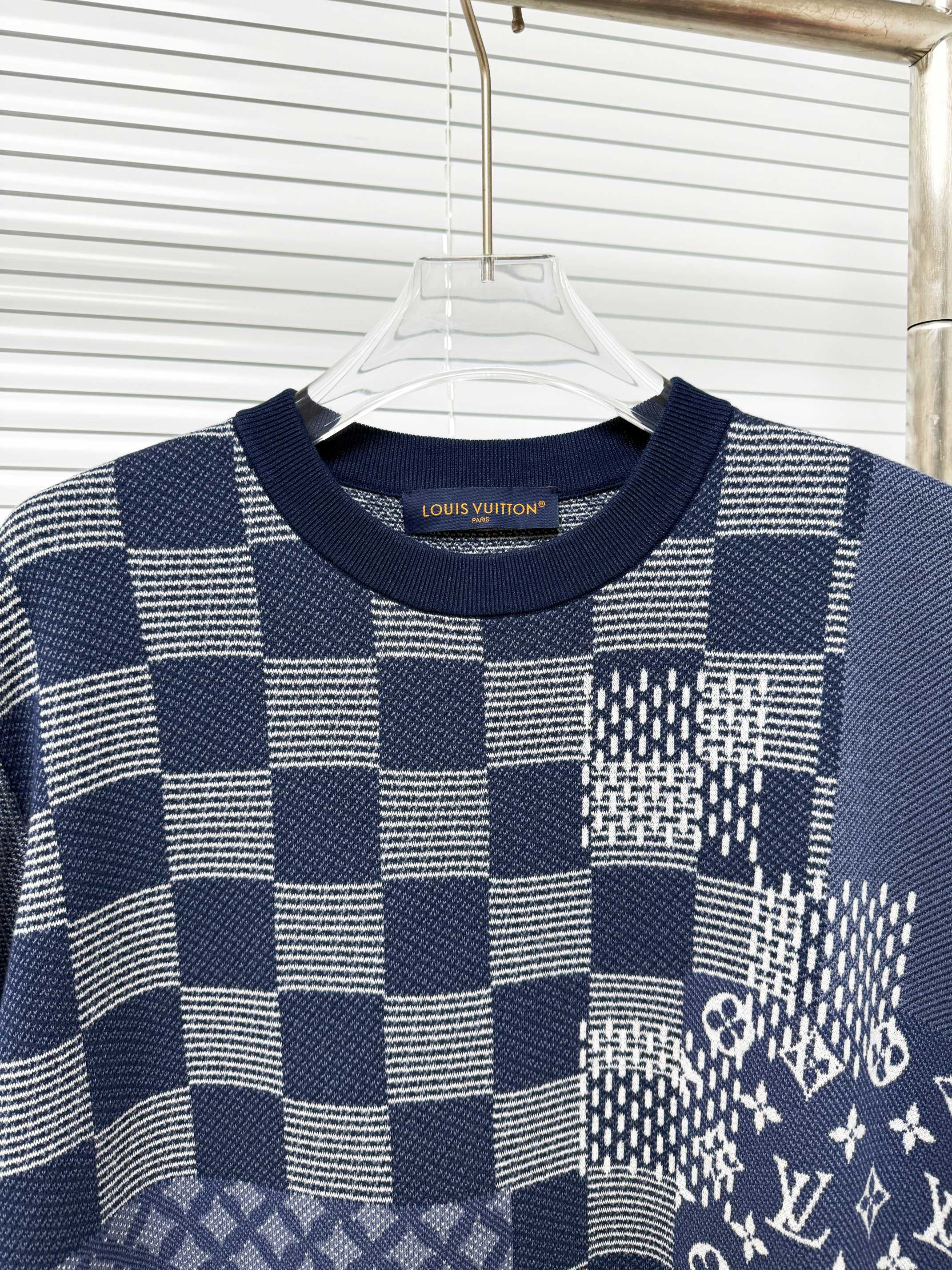 LOUIS VUITTON 루이비통 다미에 모노그램 패치워크 코튼 반팔 티셔츠 10