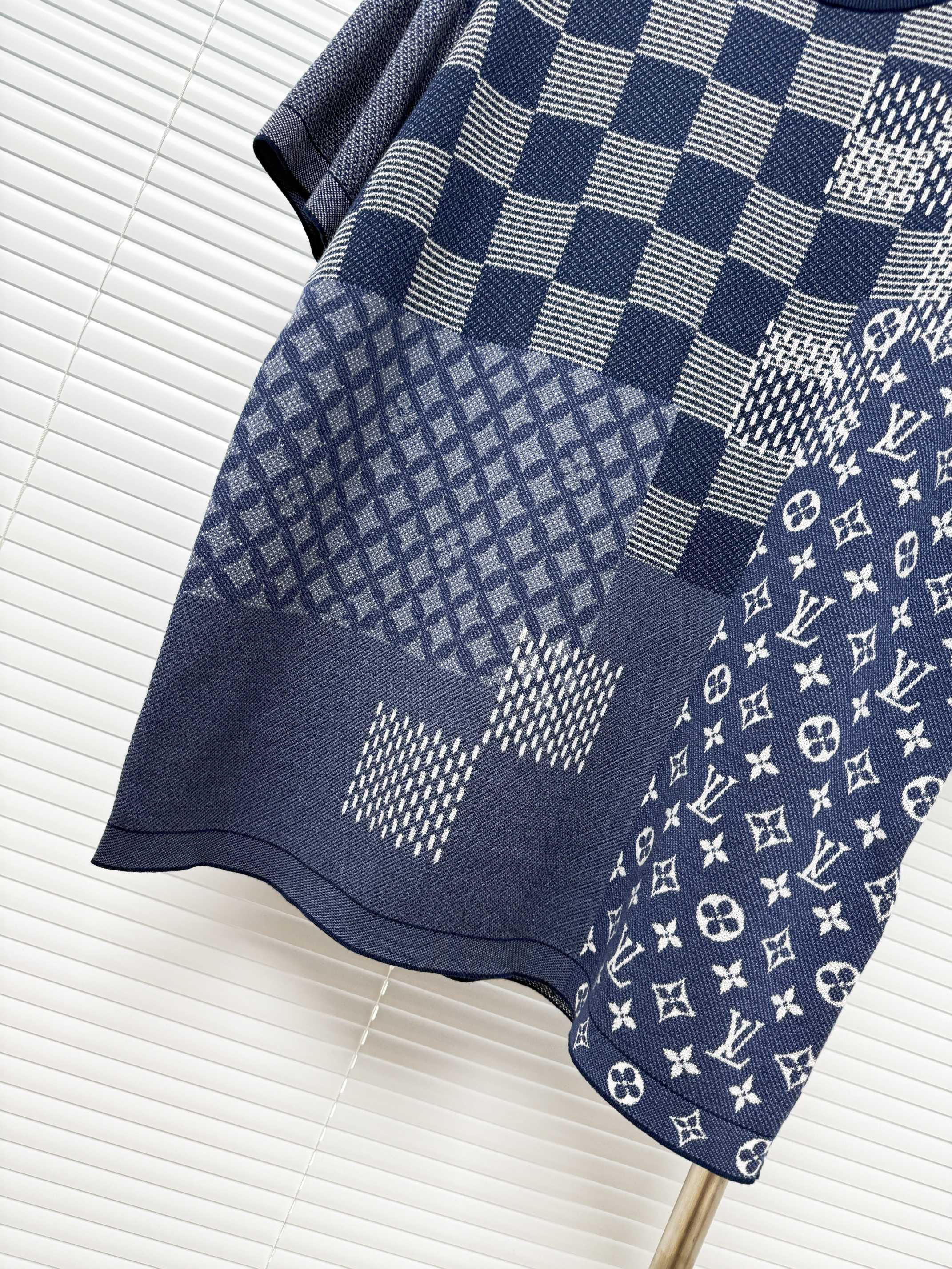 LOUIS VUITTON 루이비통 다미에 모노그램 패치워크 코튼 반팔 티셔츠 11